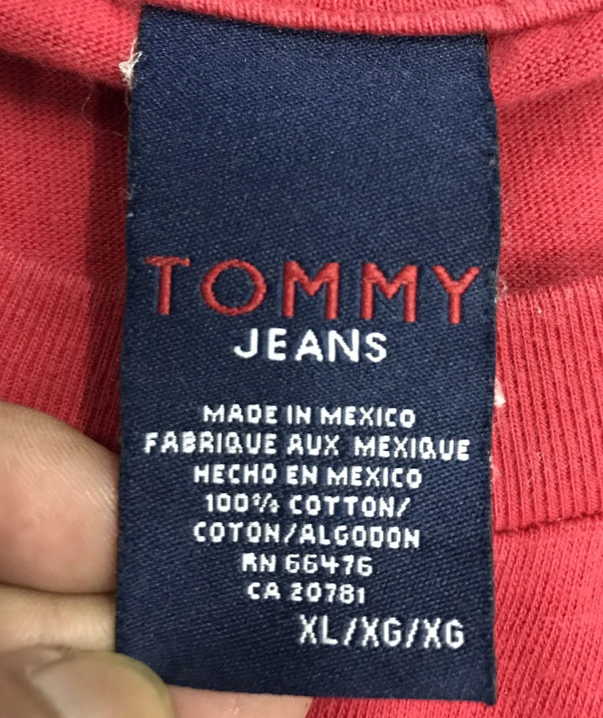 Tommy Hilfiger × Vintage Vintage Tommy Hilfiger Shirt Size US XL / EU 56 / 4 - 7 Thumbnail