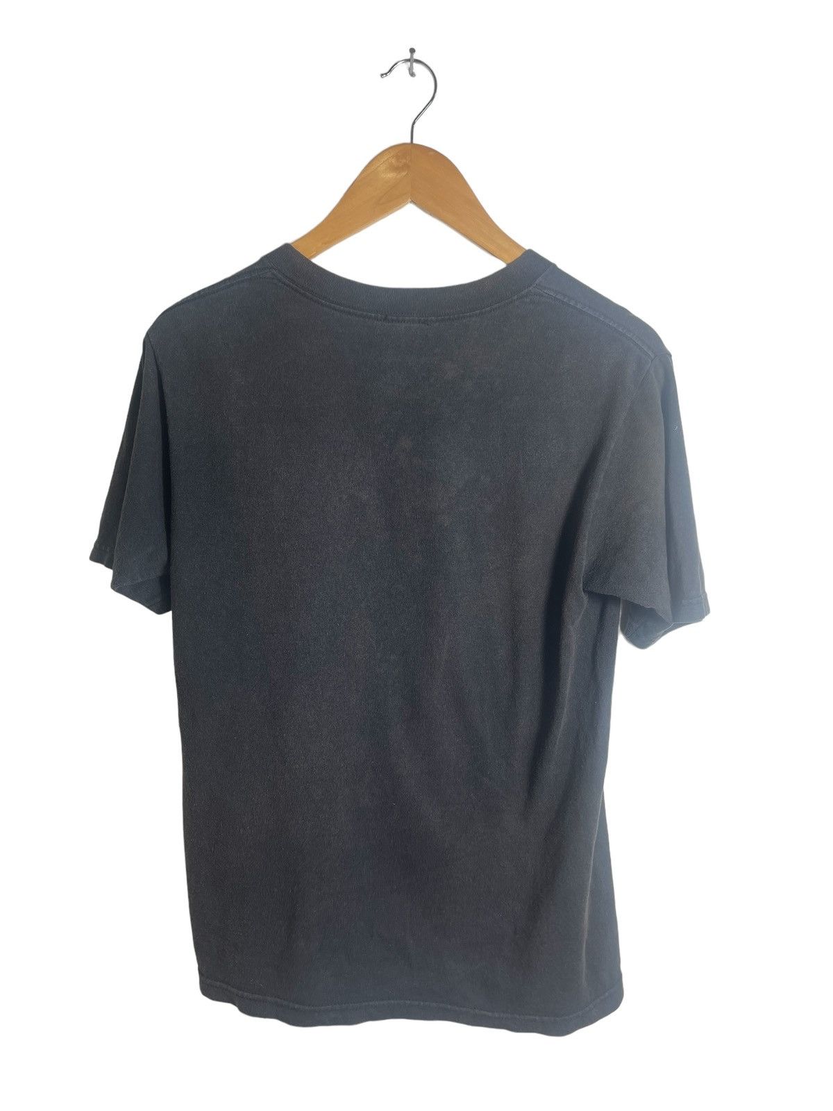 Band Tees Vintage 2005 Weezer glow in the dark shirt Size US S / EU 44-46 / 1 - 2 Thumbnail