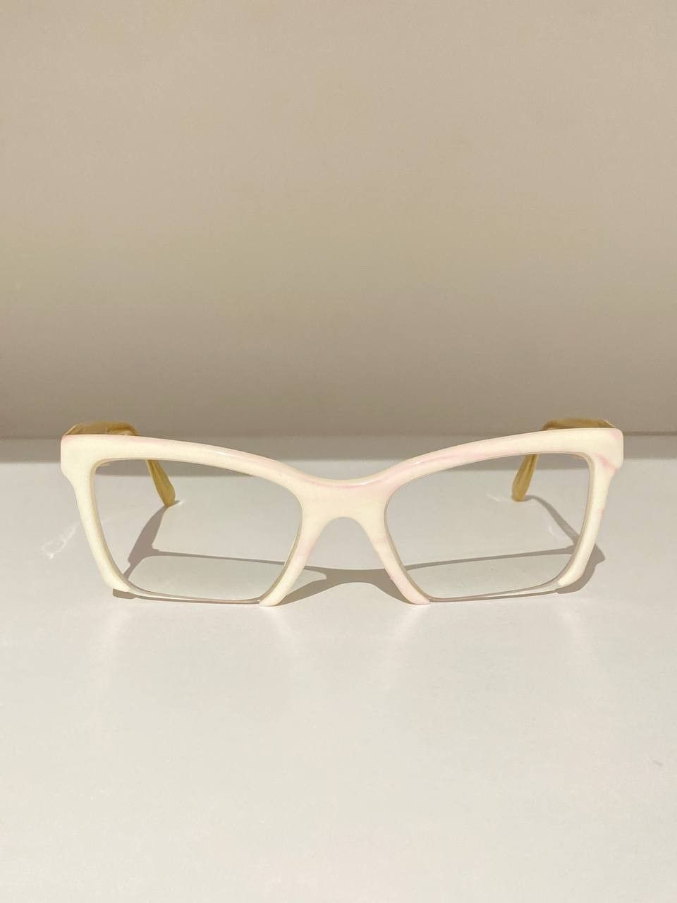 Miu Miu Miu Miu Logo Cat Eye Oversized Sunglasses Vintage Y2K Size ONE SIZE - 2 Thumbnail