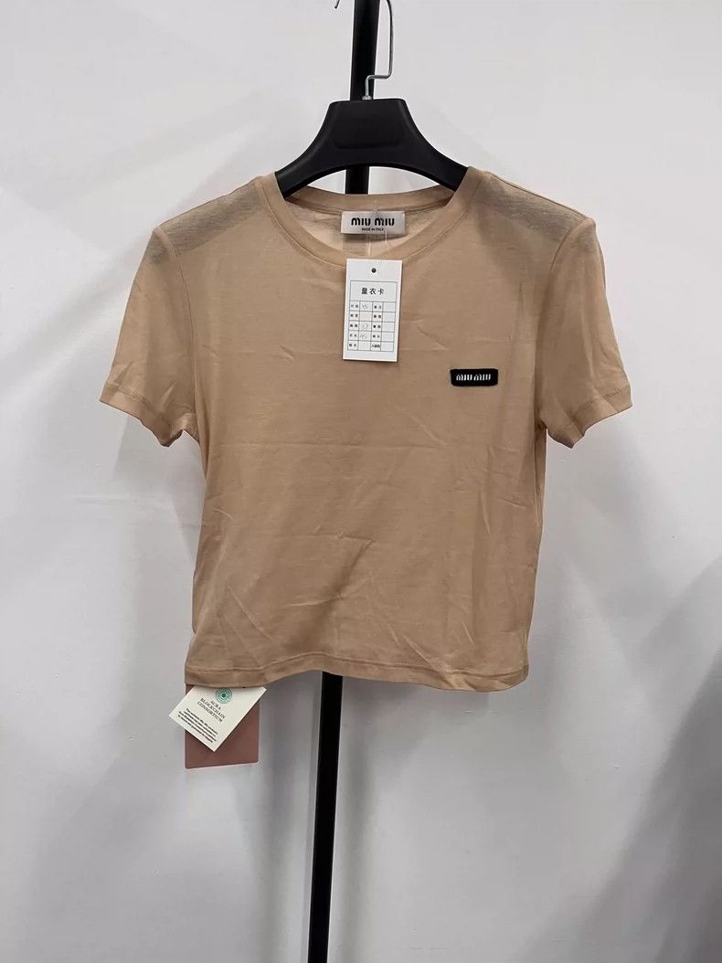 Miu Miu MIU MIU Solid Logo Labeled Crew Neck Short Sleeves 2504-Nex Size XS / US 0-2 / IT 36-38 - 1 Thumbnail