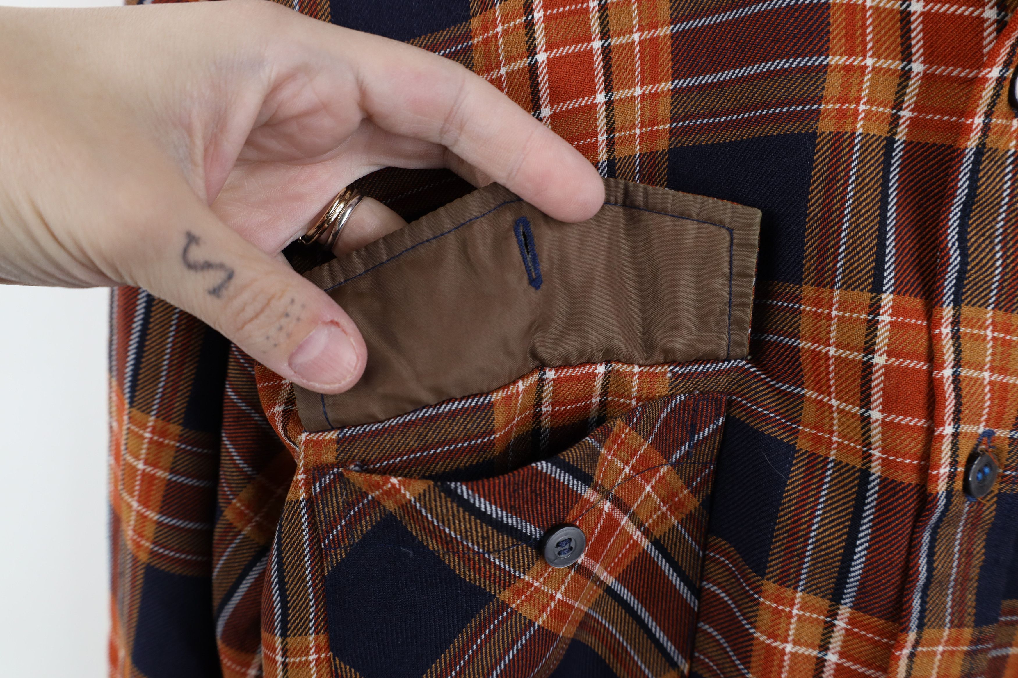 Vintage Vintage 70s Streetwear Rayon Blend Knit Button Shirt Size US M / EU 48-50 / 2 - 9 Thumbnail