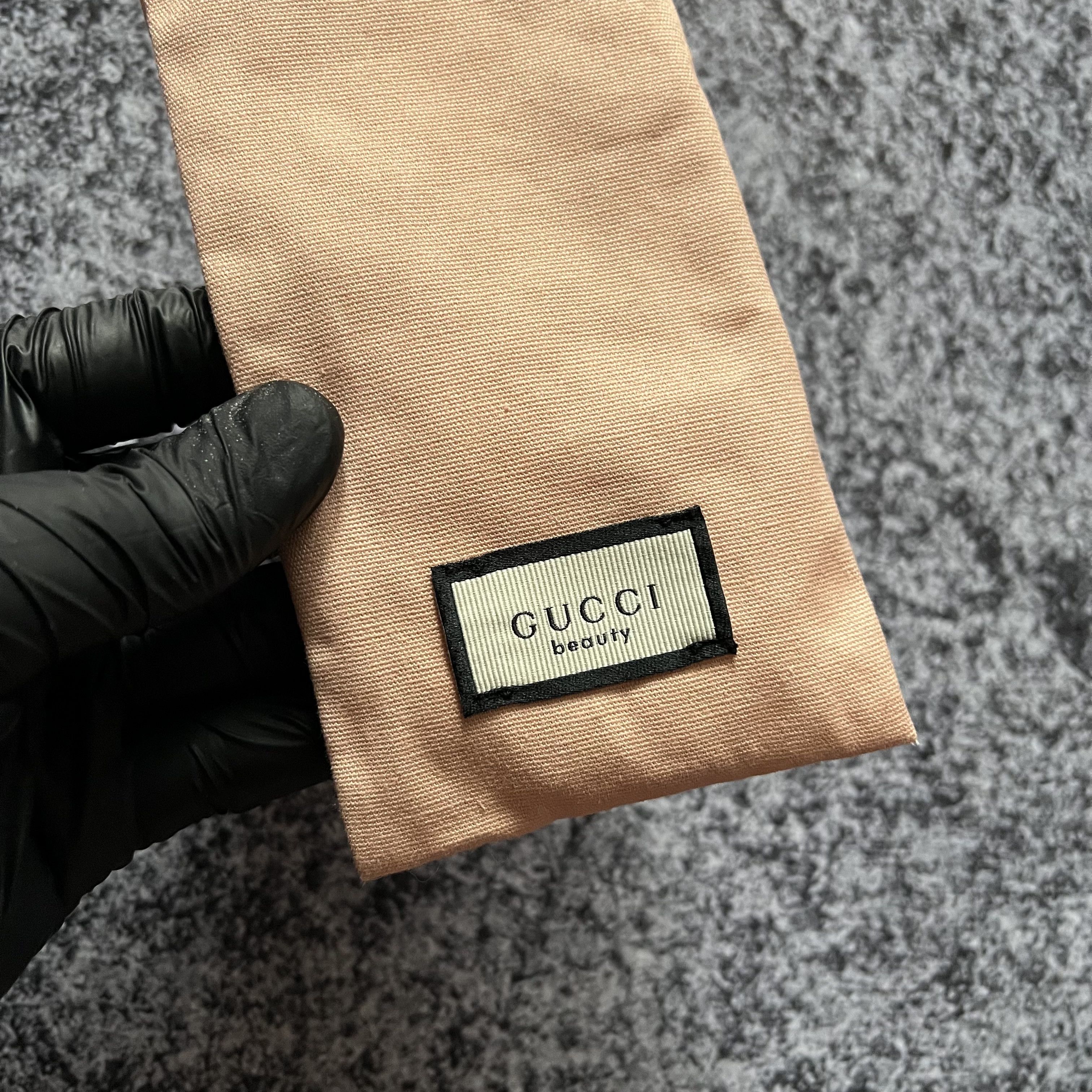 Gucci Gucci Sleep Mask Facemask Size One Size Size ONE SIZE - 10 Thumbnail