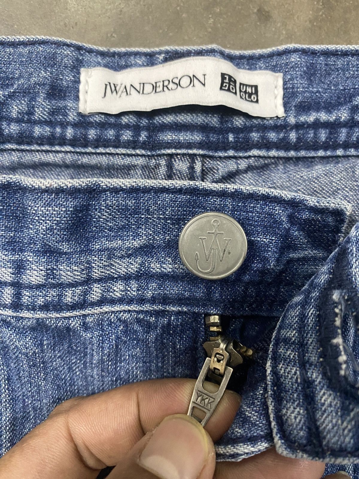 JW Anderson × Jean × Uniqlo Baggy Jeans JW Anderson x Uniqlo @204 Size US 29 - 7 Thumbnail