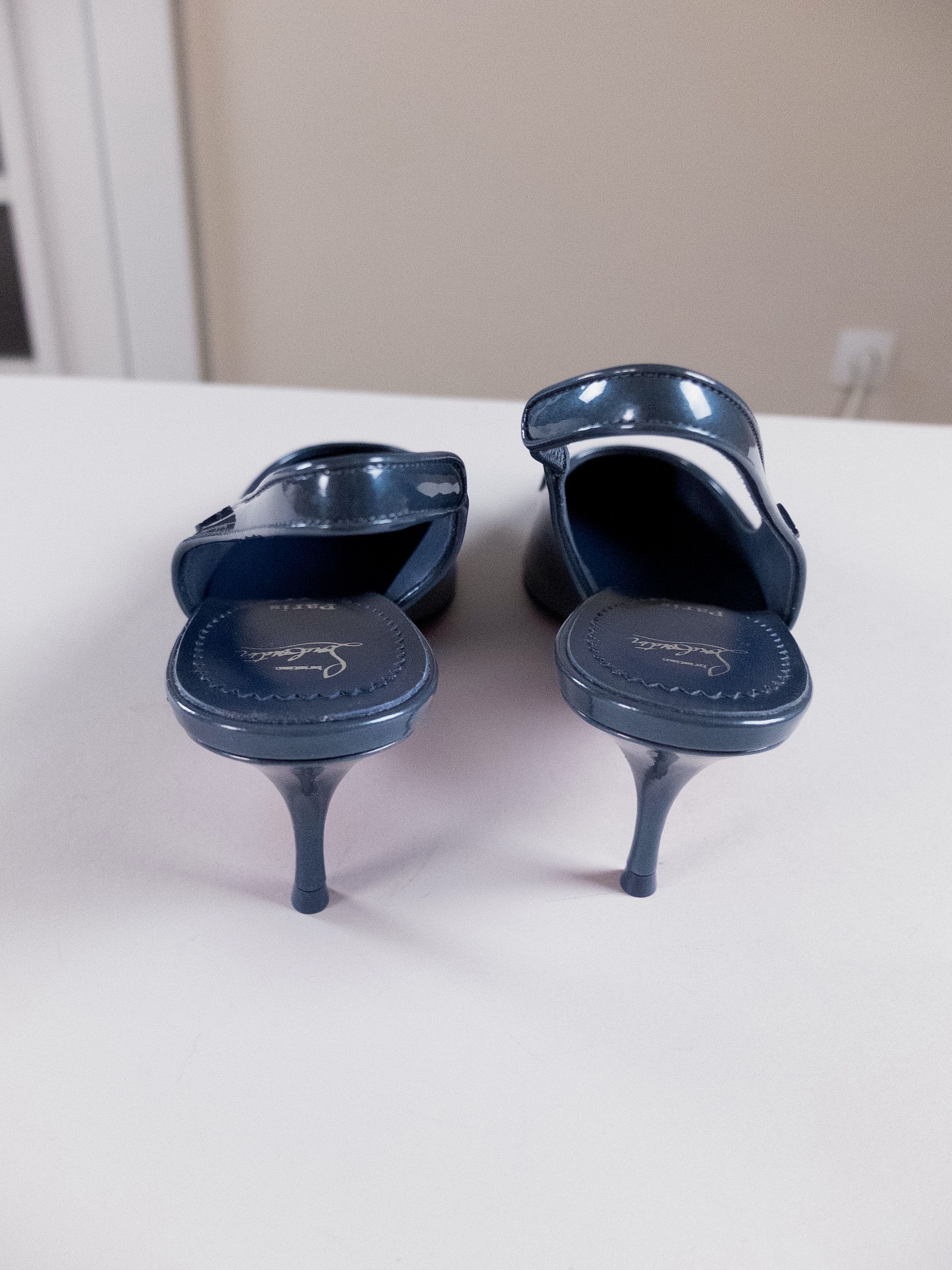 Christian Louboutin CHRISTIAN LOUBOUTIN Kate Sporty 55 blue patent leather pumps Size US 8.5 / IT 38.5 - 8 Thumbnail