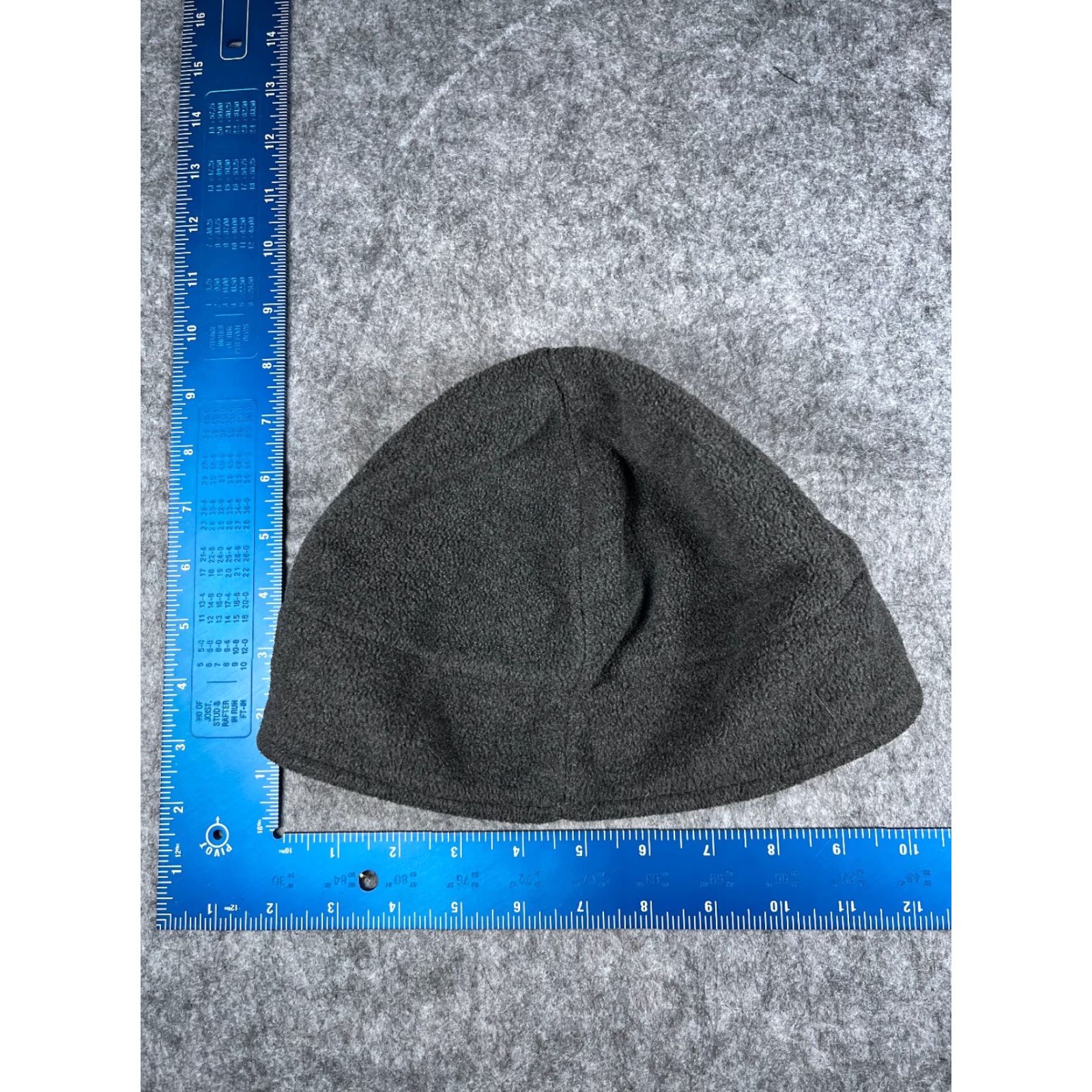 Polo Ralph Lauren Polo Ralph Lauren Beanie Adult One Size Gray Knit 100% polyester Pony Hats Mens Beanie Knit Polo Ralph Lauren Gray One Size Adults Mens 90s? Size US M / EU 48-50 / 2 - 4 Thumbnail