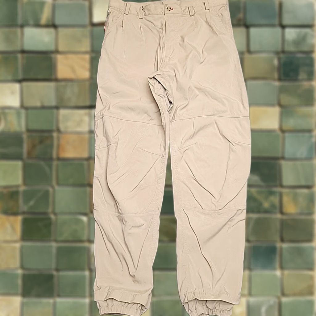 The North Face The North Face Pants Mens 38 Beige Cargo Tech 100% Nylon Lightweight Hiking Size US 38 / EU 54 - 1 Thumbnail