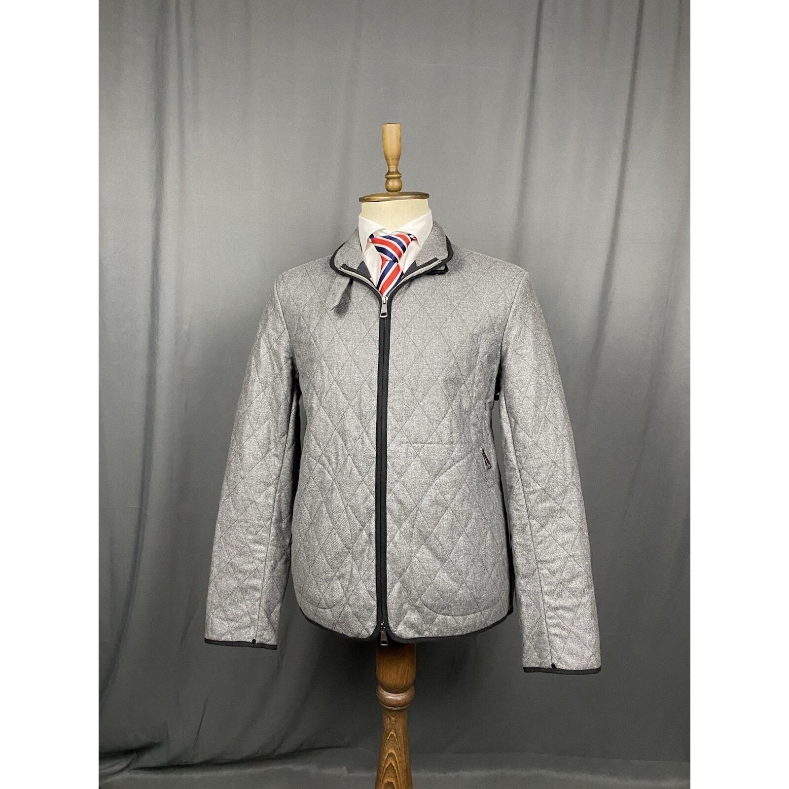 Burberry Burberry Nova Check Lining Men's Gray Quilted Jacket Size L Size US L / EU 52-54 / 3 - 3 Thumbnail