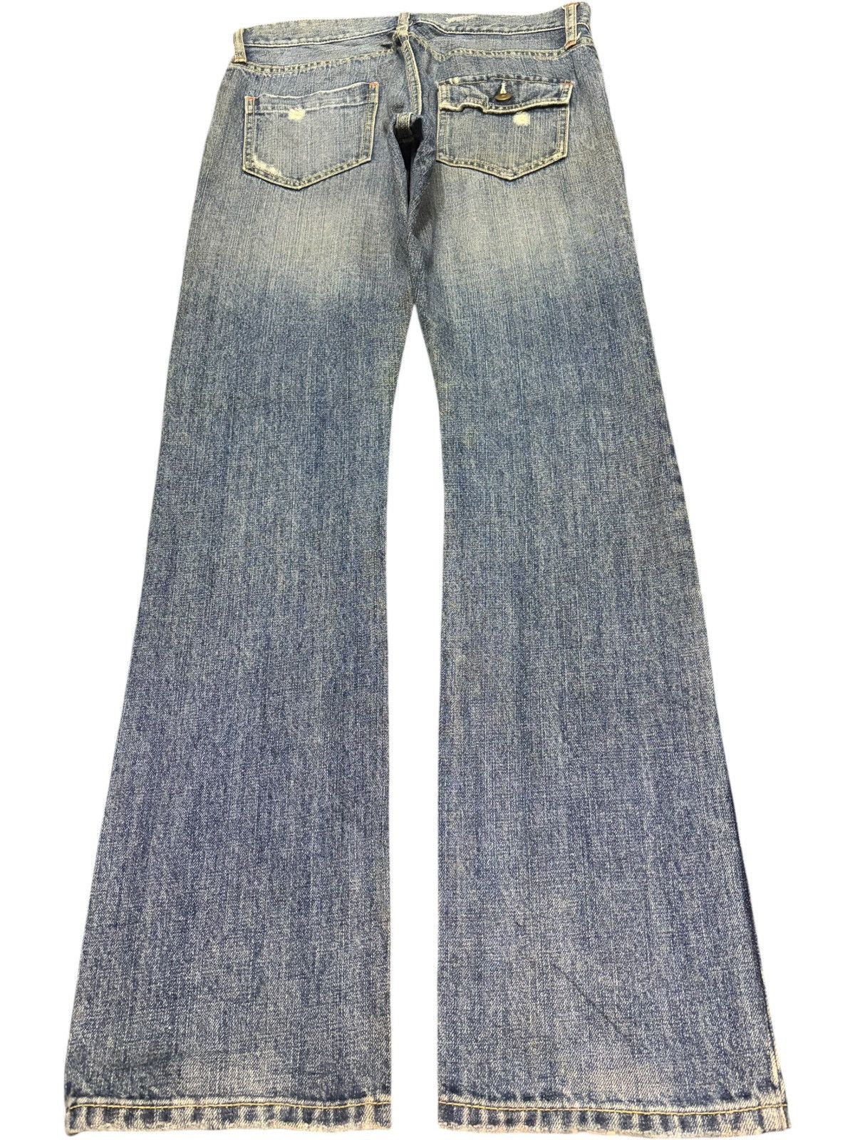Uniqlo Vintage Uniqlo Faded Wash Distressed Jeans Size 30" / US 8 / IT 44 - 2 Thumbnail