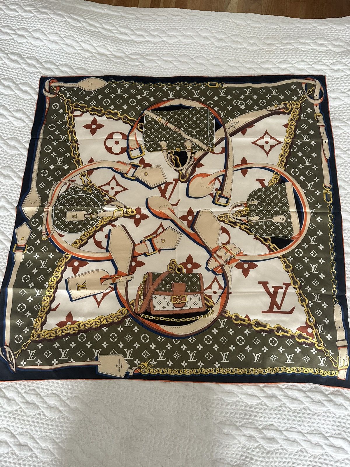 Louis Vuitton Silk scarf Louis Vuitton Size ONE SIZE - 1 Thumbnail