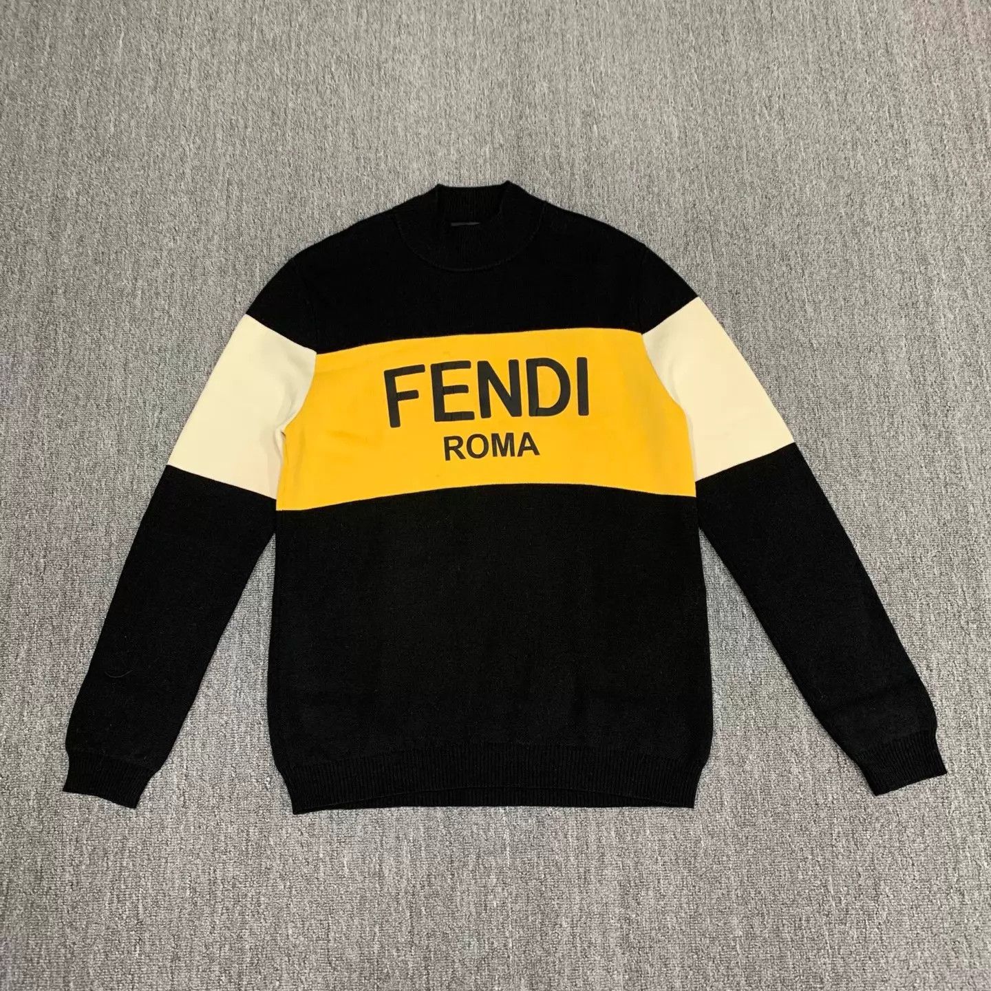 Fendi Fendi colorblocked chest large logo sweater 52 95 New Size US L / EU 52-54 / 3 - 1 Thumbnail