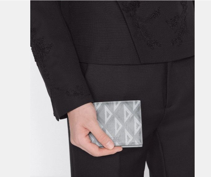 Dior o1w1db10325 2ESBH Size: OS / Bifold Wallet in Grey Size ONE SIZE - 6 Thumbnail