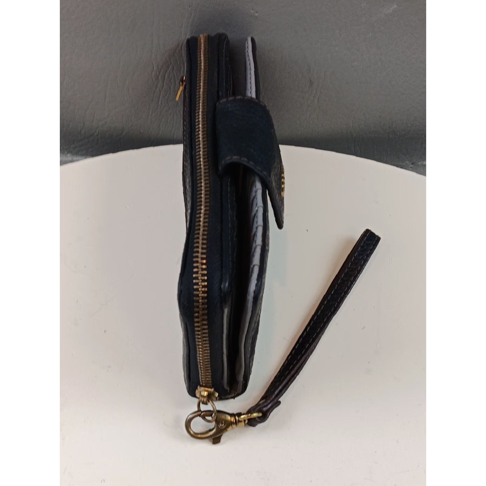 Fossil FOSSIL Wallet Zip-Around Black Pebble Leather L Wallet Wristlet Clutch ID Window Card Slots Retractable Strap Gold-Tone Hardware Women Size ONE SIZE - 7 Thumbnail