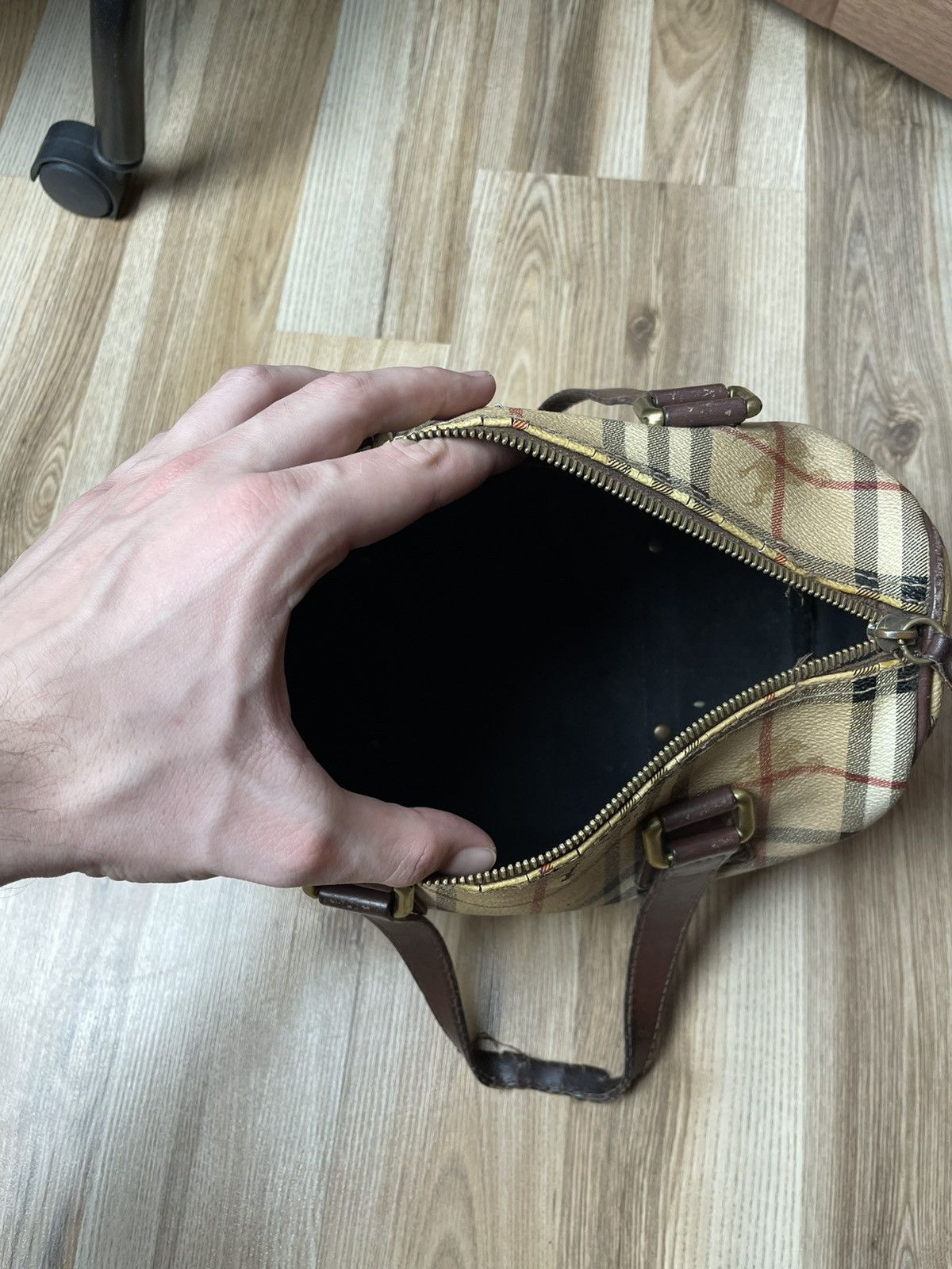 Burberry × Vintage Burberry Boston Nova Check Handbag Size ONE SIZE - 9 Thumbnail