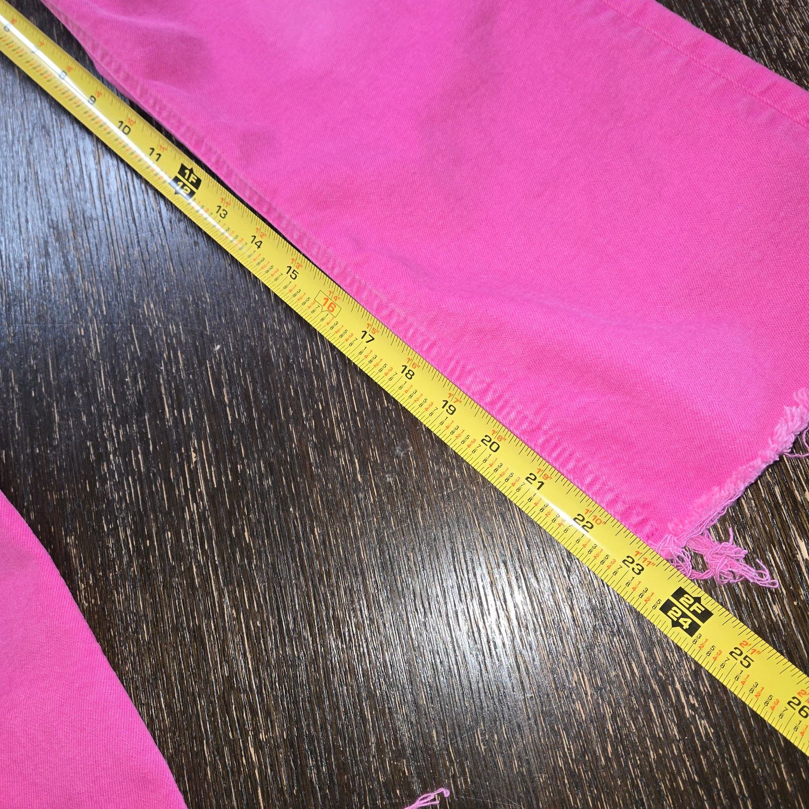 Zara Zara Size 14 Women's Bright Hot Pink Frayed Hem High Rise Size 36" / US 14 / IT 50 - 9 Thumbnail