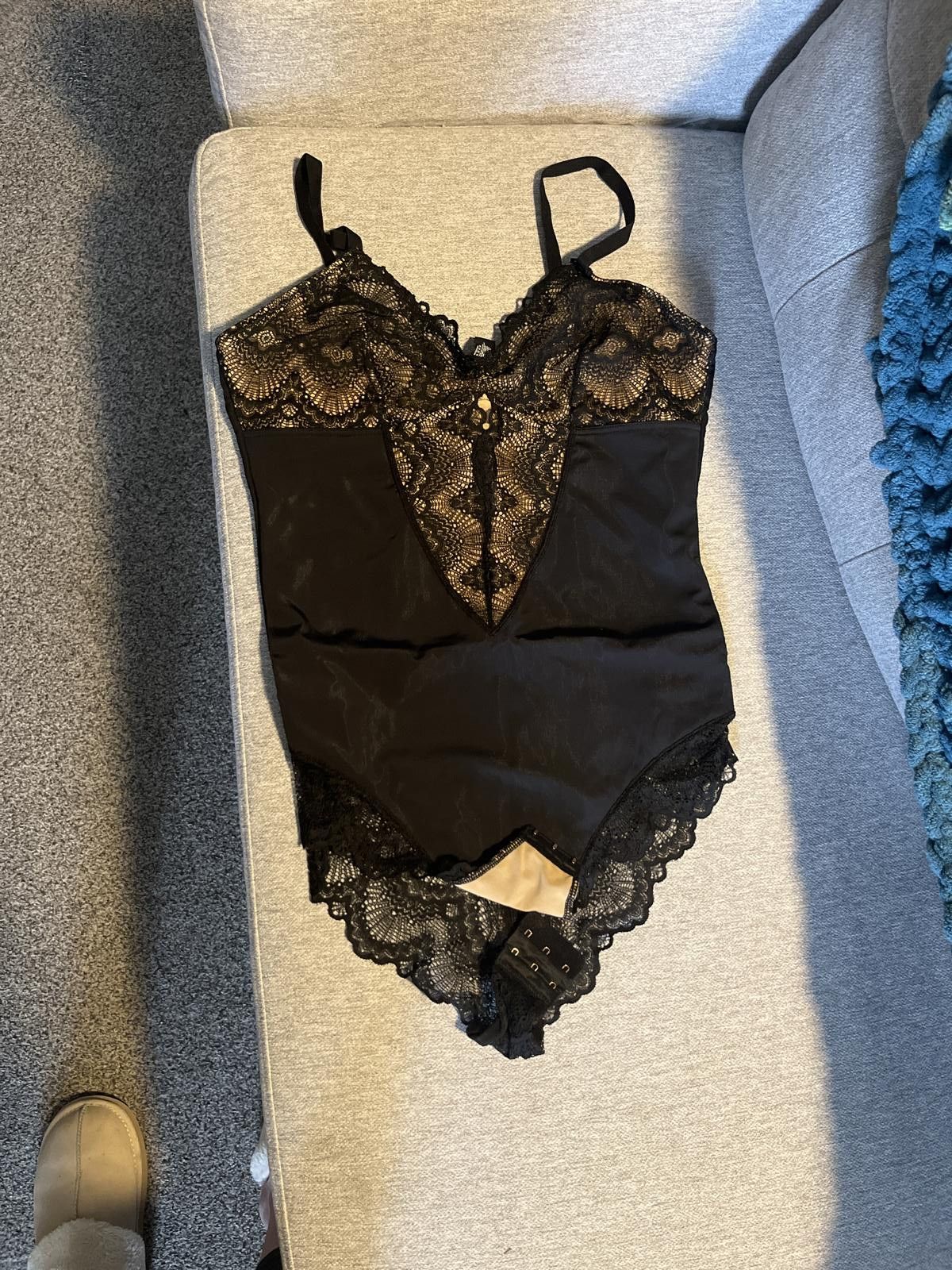 Designer Pinsy Sculpting Lace Shapewear Bodysuit Sz L Long Size ONE SIZE - 7 Thumbnail