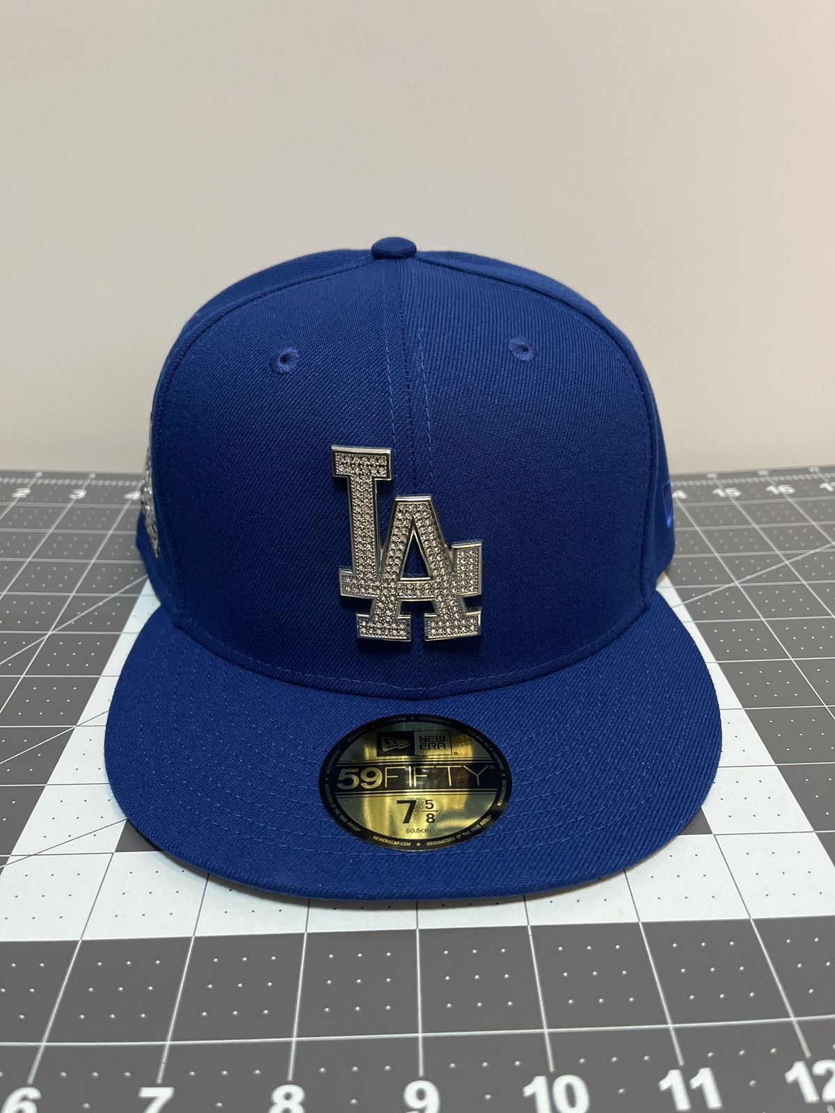 New Era LA Dodgers Metal Logo Clear Rhinestone 59fifty Fitted Size ONE SIZE - 1 Thumbnail