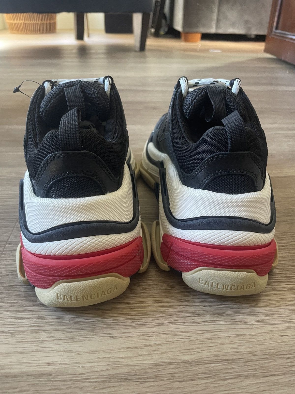 Balenciaga TRIPLE S SNEAKER IN BLACK Size US 4 / IT 34 - 7 Thumbnail