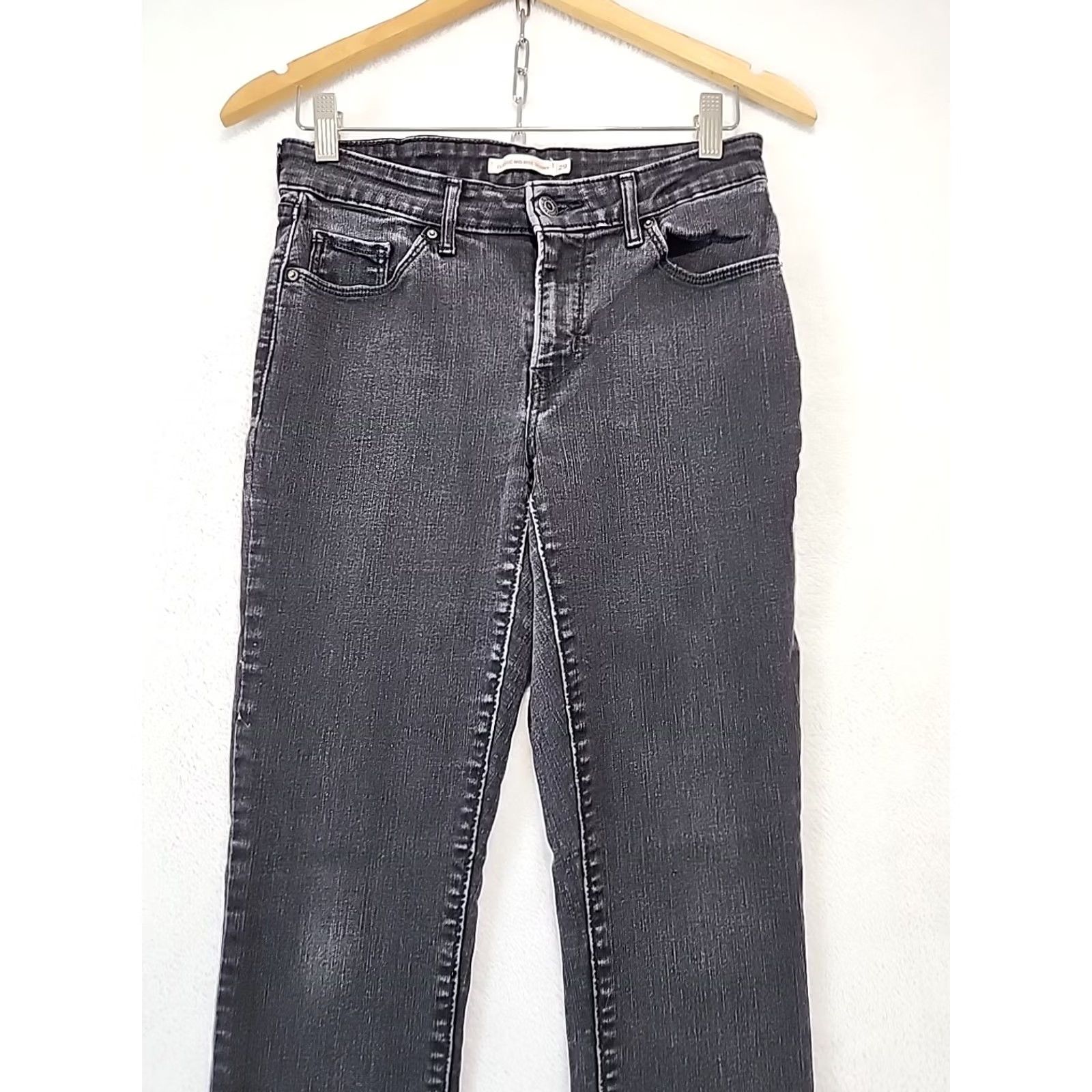 Levi's Levi’s Jeans Women’s Size 29 Black Classic Mid-Rise Skinny Stretch Denim School Shirt Pants? Size 29" - 3 Thumbnail