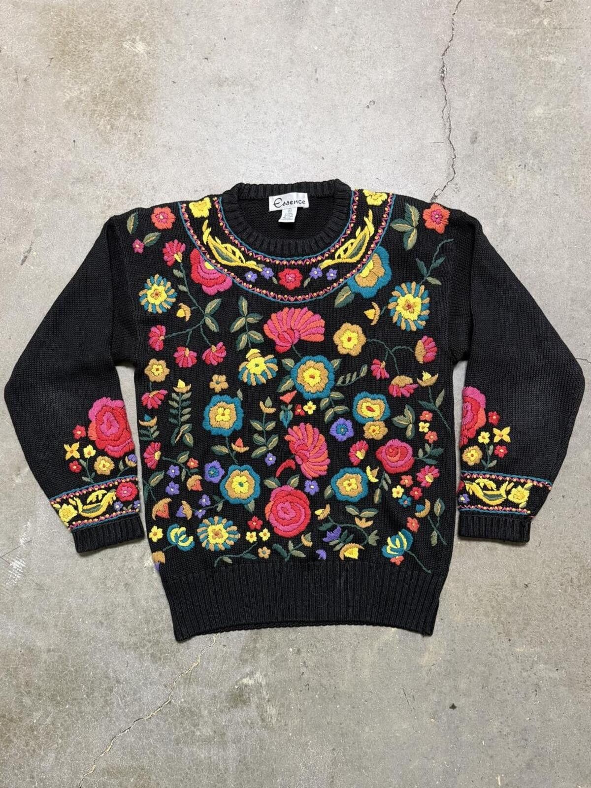 Other Vintage 90s Essence Black Knit Floral Embroidered Sweater Size S / US 4 / IT 40 - 1 Thumbnail