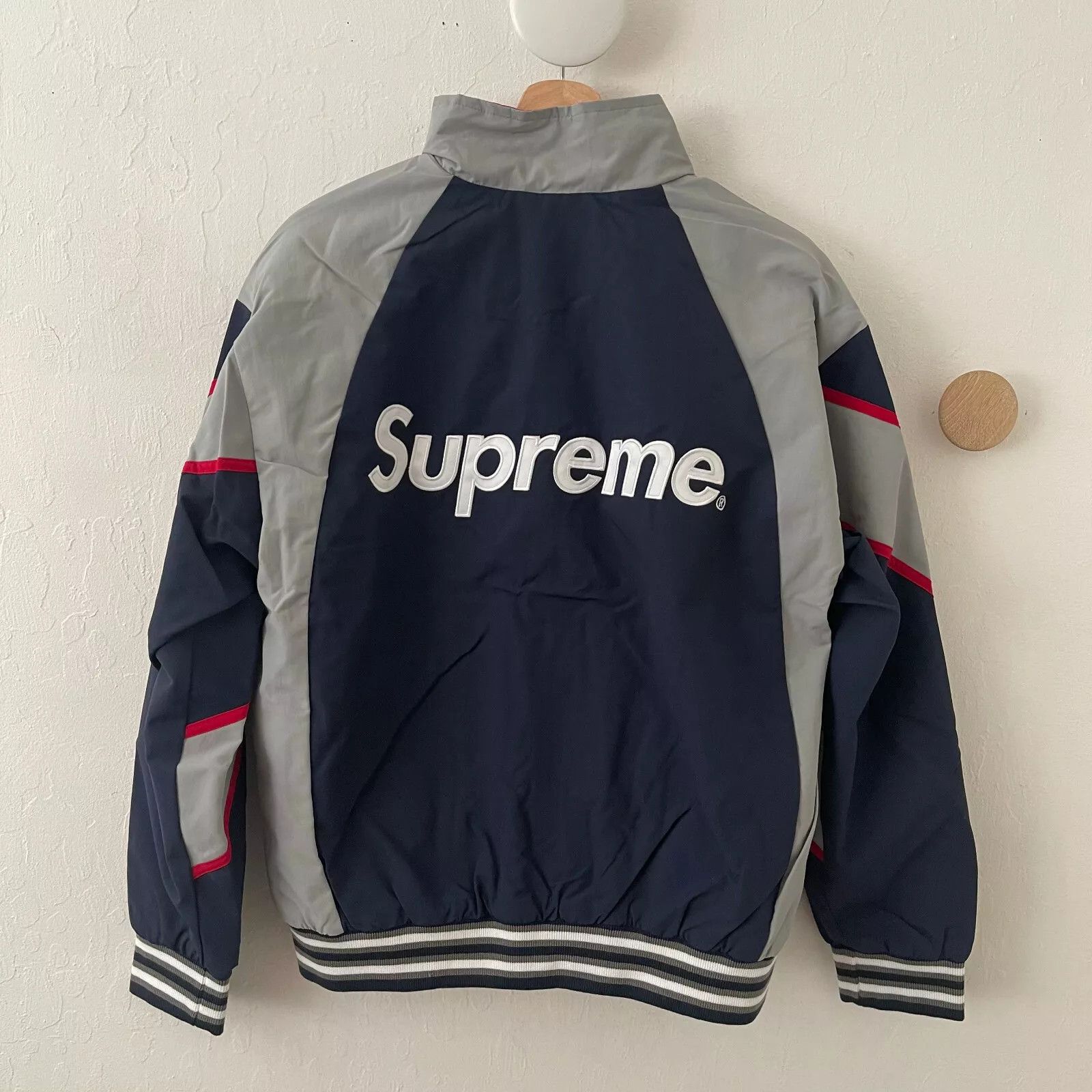 MLB × New York Yankees × Supreme New York Yankees Track Jacket Baseball NEW Size US S / EU 44-46 / 1 - 2 Thumbnail