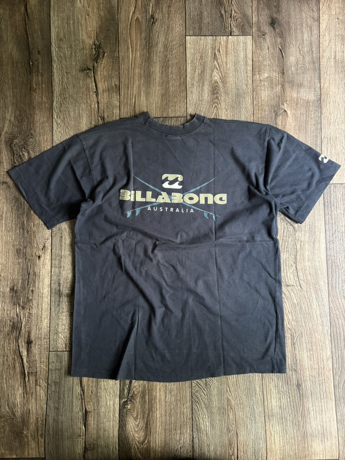 Billabong Rare 90s Billabong Distressed Faded Australian Surf T-Shirt Size US XL / EU 56 / 4 - 1 Thumbnail