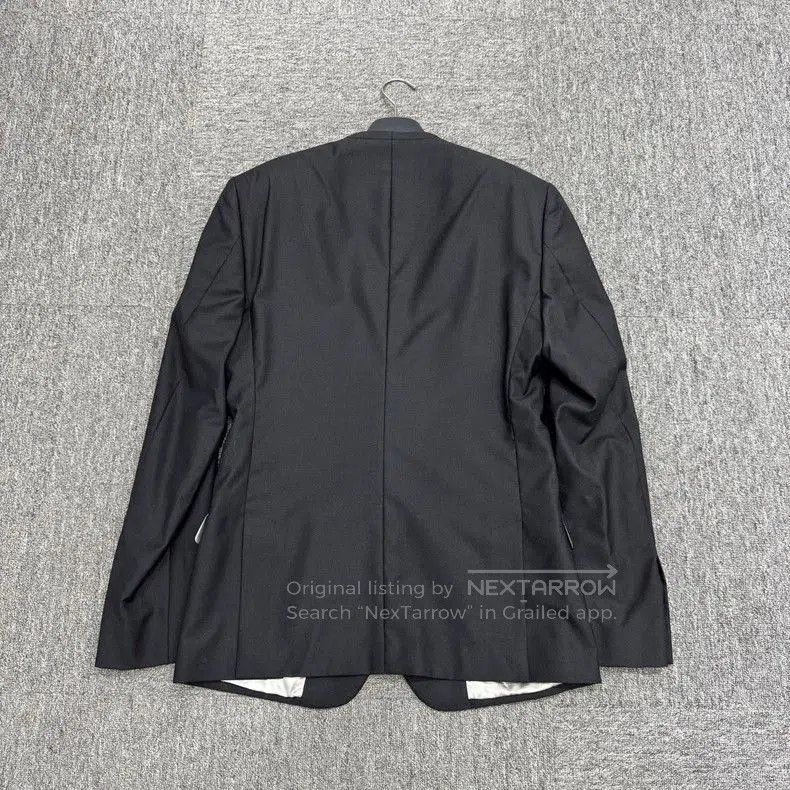 Dolce & Gabbana DG Collarless Wool Blazer with Padded Shoulders. Size US M / EU 48-50 / 2 - 2 Thumbnail