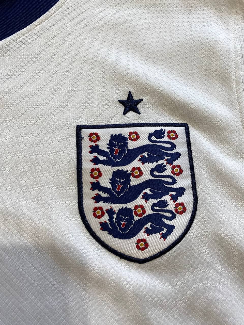 Nike Nike England Jersey Size US XL / EU 56 / 4 - 7 Thumbnail