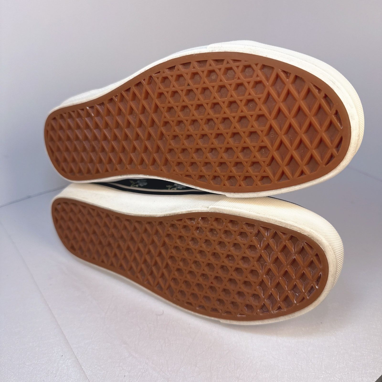 Vans Vans x Sandy Liang SK8-Hi "Embroidery" | 7 Size US 7 / IT 37 - 5 Thumbnail