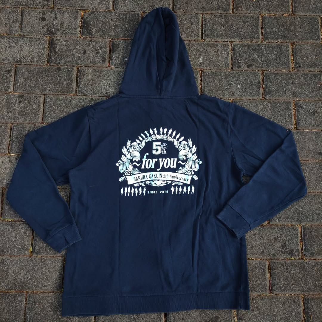 Band Tees Sakura Gakuin BABYMETAL 5th Anniversary Live 2015 Hoodie Size US XL / EU 56 / 4 - 1 Thumbnail