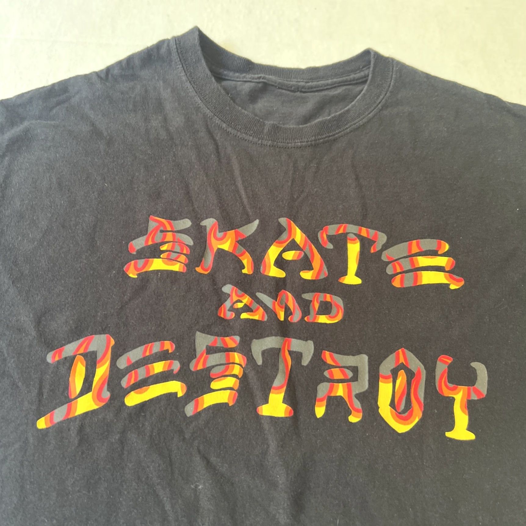 Thrasher NWD Thrasher Skateboard Shirt Large Black Cotton Logo Graphic Print Skate And Destroy BBQ Flames Men's Tee Size US L / EU 52-54 / 3 - 2 Thumbnail