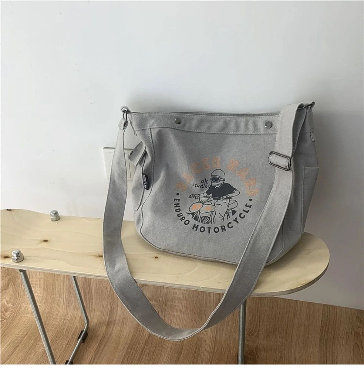 Japanese Brand 90s retro cartoon graphic canvas shoulder bag crossbody y2k Size ONE SIZE - 2 Thumbnail