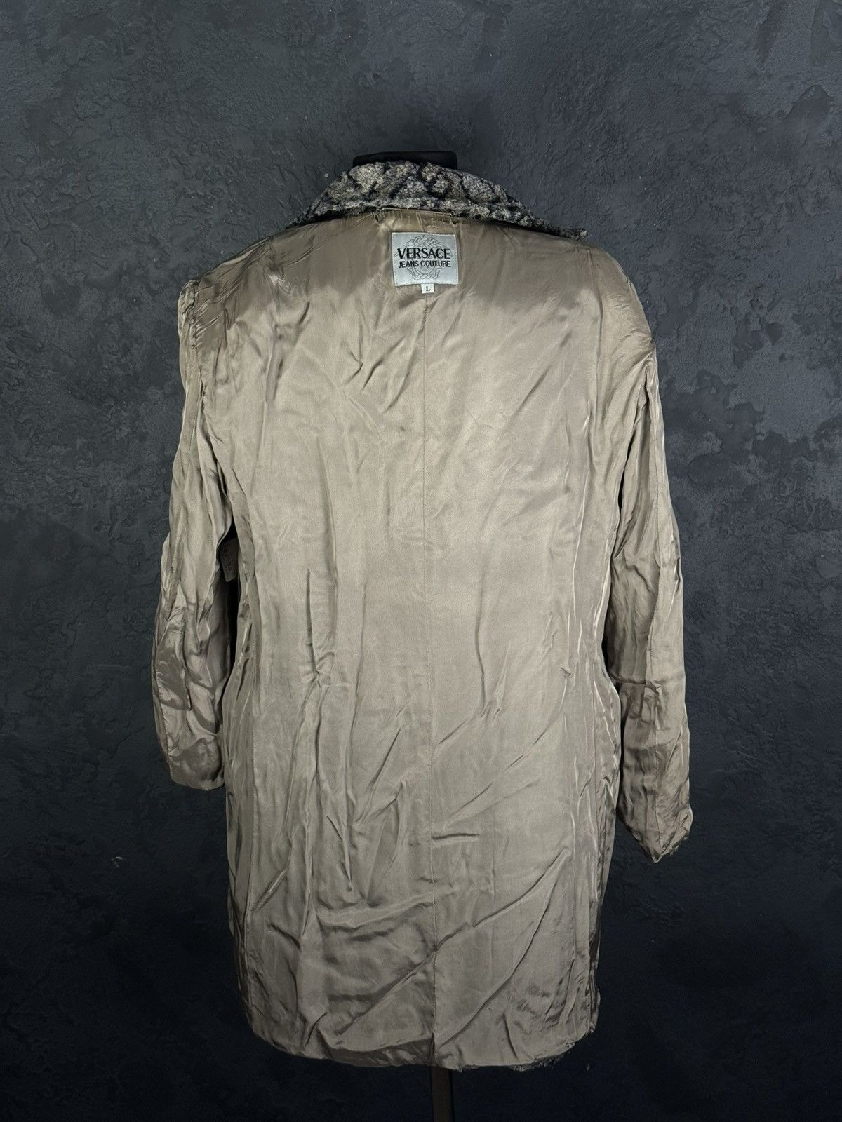 Versace Jeans Couture Versace Jeans Couture Vintage Fur Trench Coat Size L / US 10 / IT 46 - 11 Thumbnail