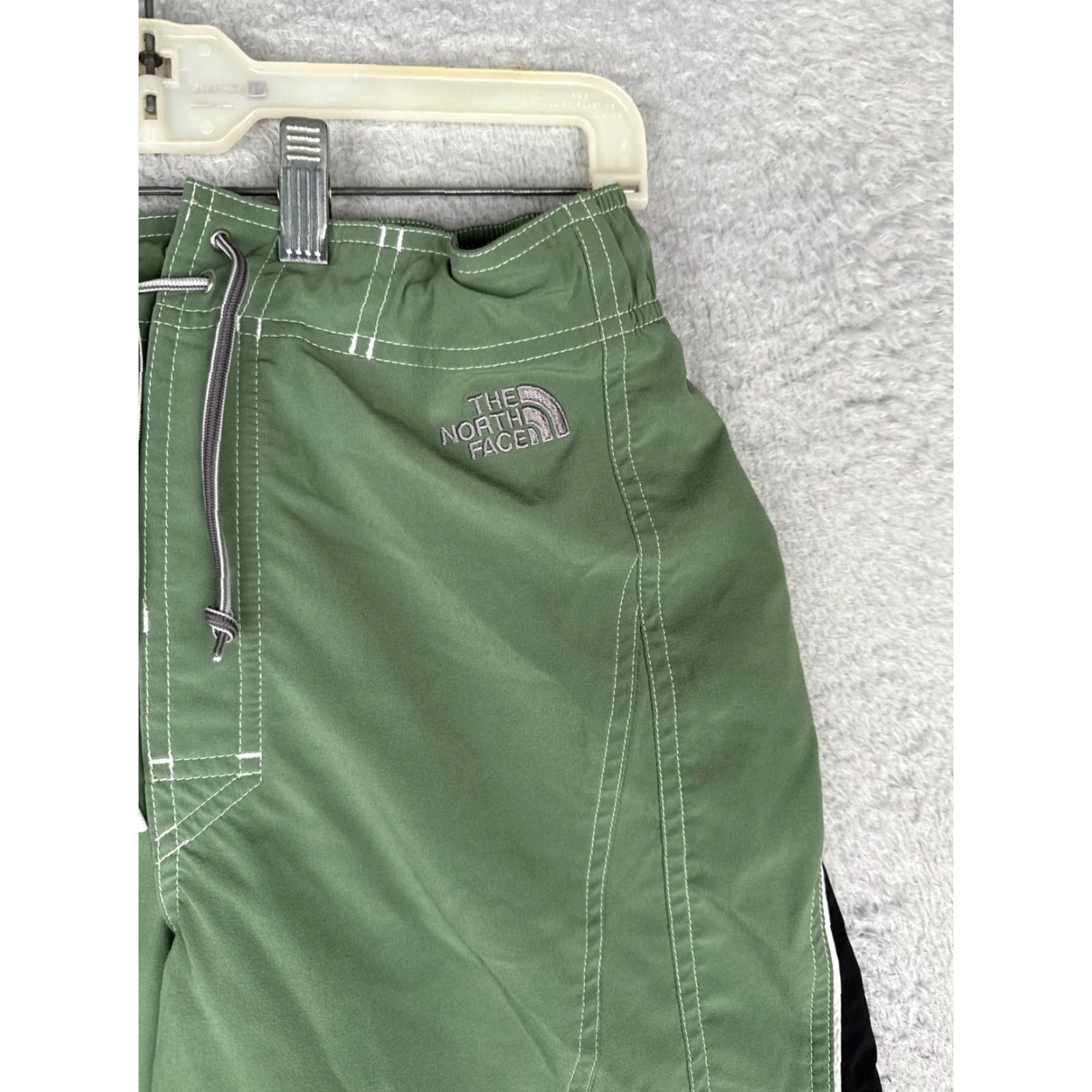 The North Face The North Face Board Shorts Mens Small Green Black Swim Trunks Surf Beach Poly Size US 29 - 5 Thumbnail