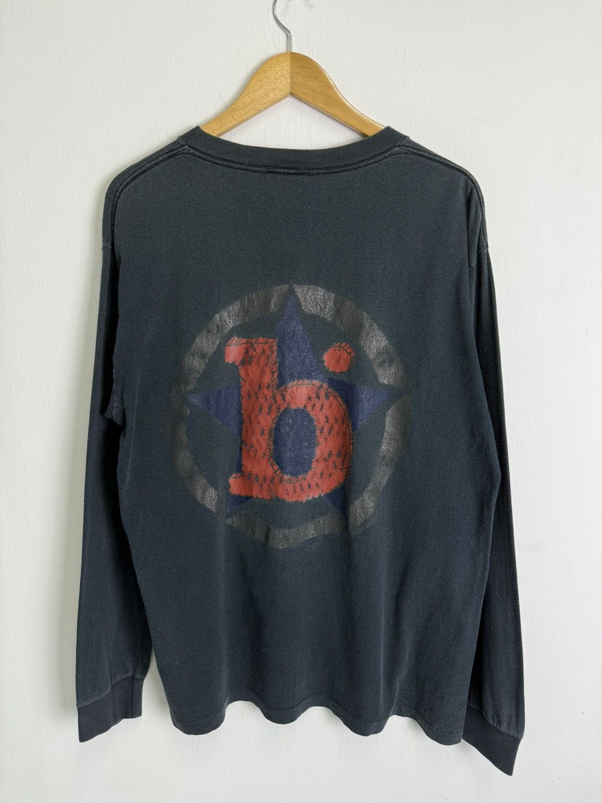 Body Glove 90’s Body Glove Long-Sleeve. Size US L / EU 52-54 / 3 - 1 Thumbnail