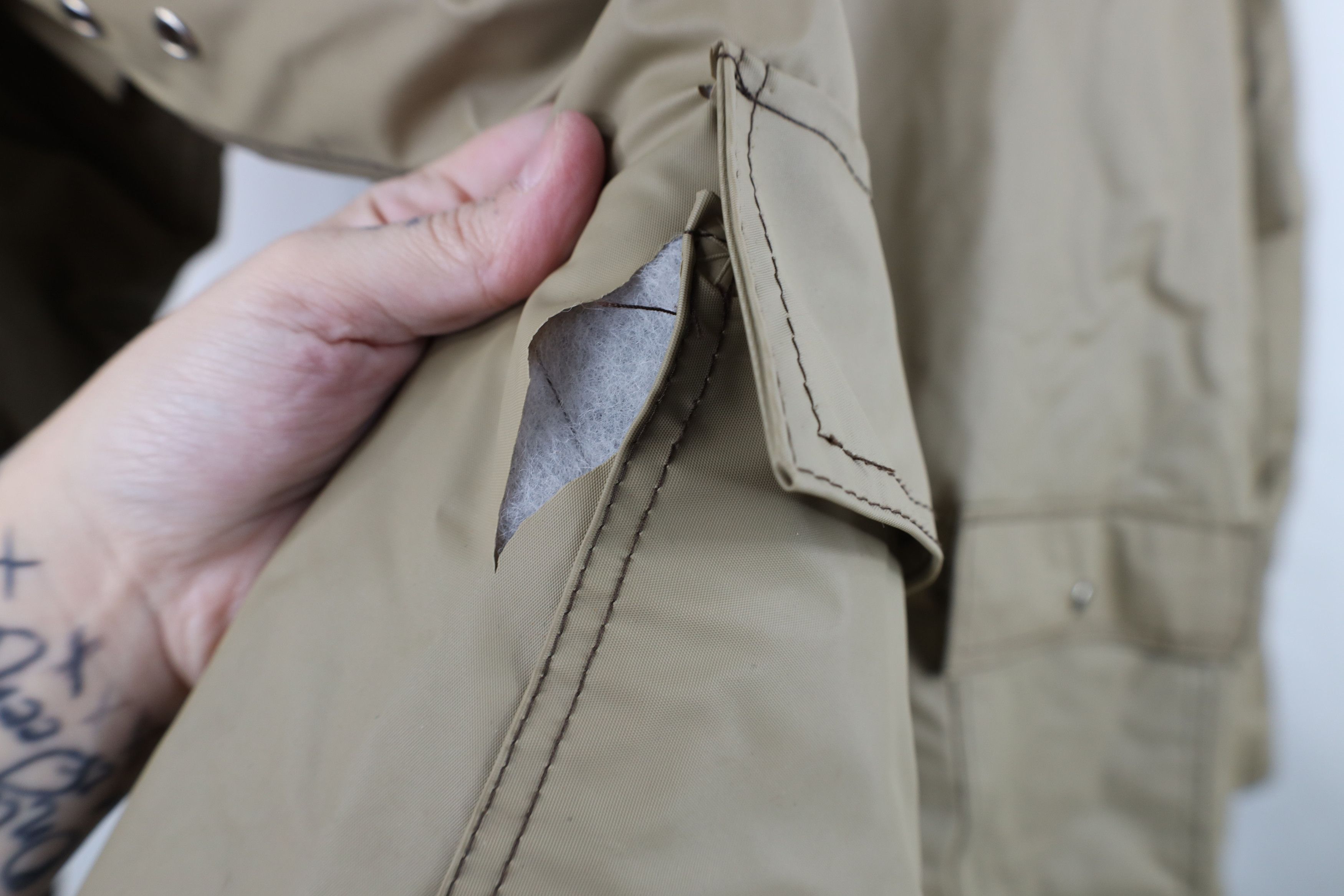 Vintage Vintage 70s Streetwear Waterproof Hooded Parka Jacket Size US L / EU 52-54 / 3 - 9 Thumbnail