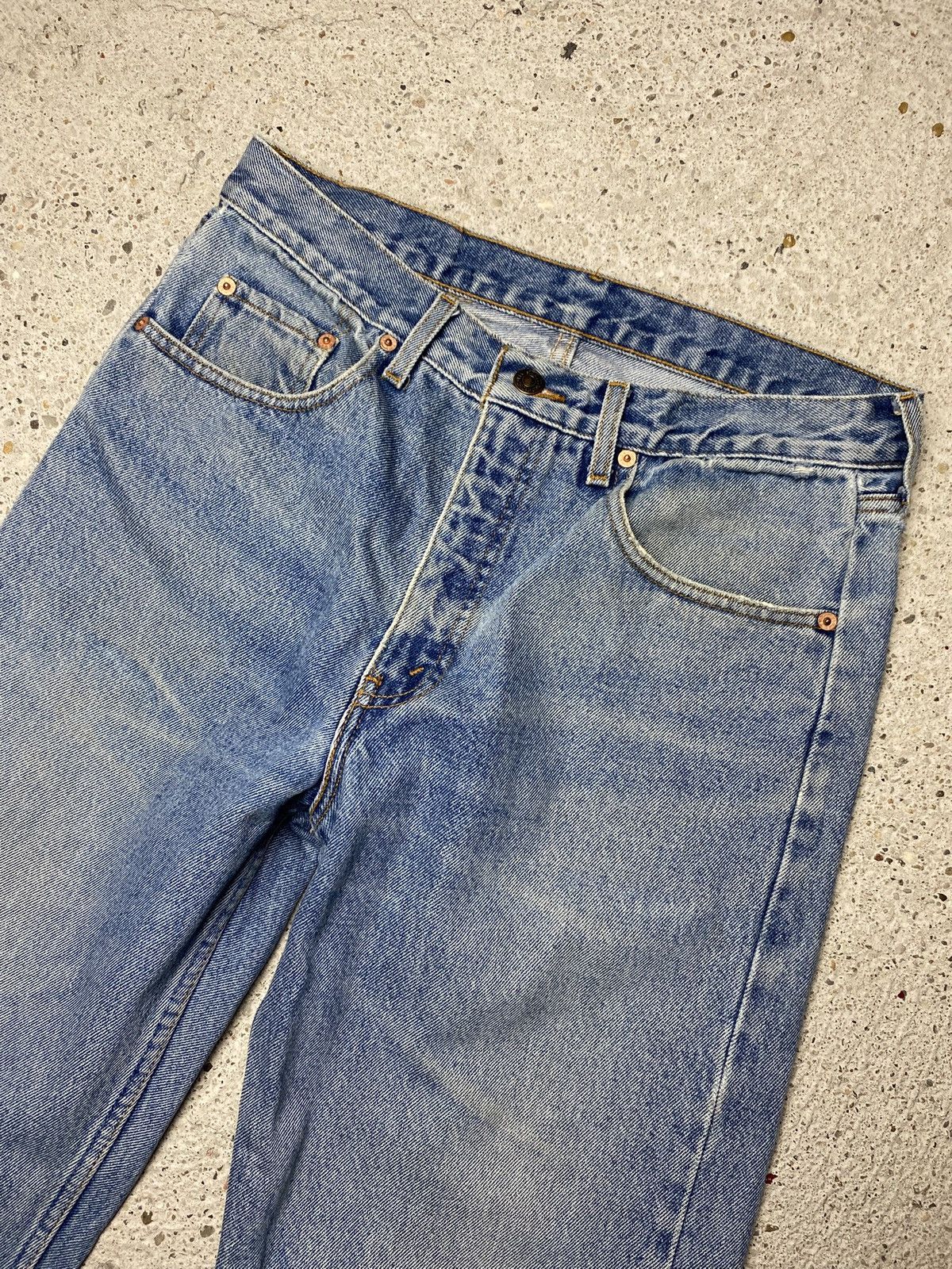 Levi's Levis vintage denim jeans light blue washed distressed Size US 34 / EU 50 - 4 Thumbnail