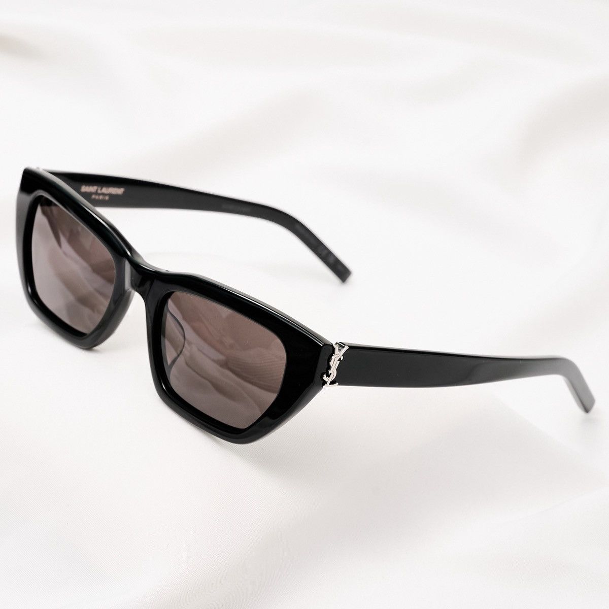 Saint Laurent Paris SAINT LAURENT SL M127/F 001 SUNGLASSES Size ONE SIZE - 2 Thumbnail