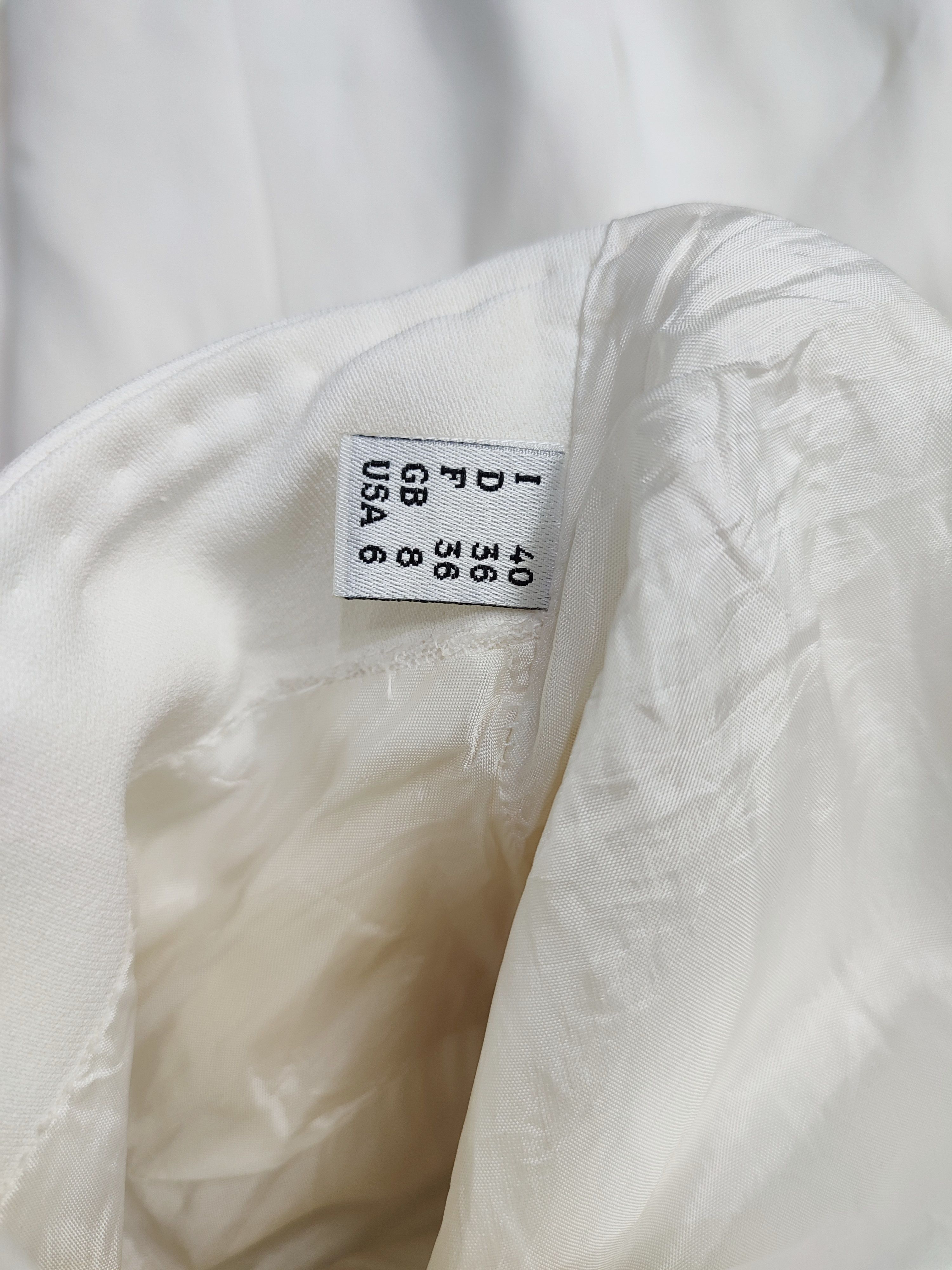 Moschino 00s Moschino Cheapandchic- Deep V Minimal Tailored Blazer Size S / US 4 / IT 40 - 6 Thumbnail