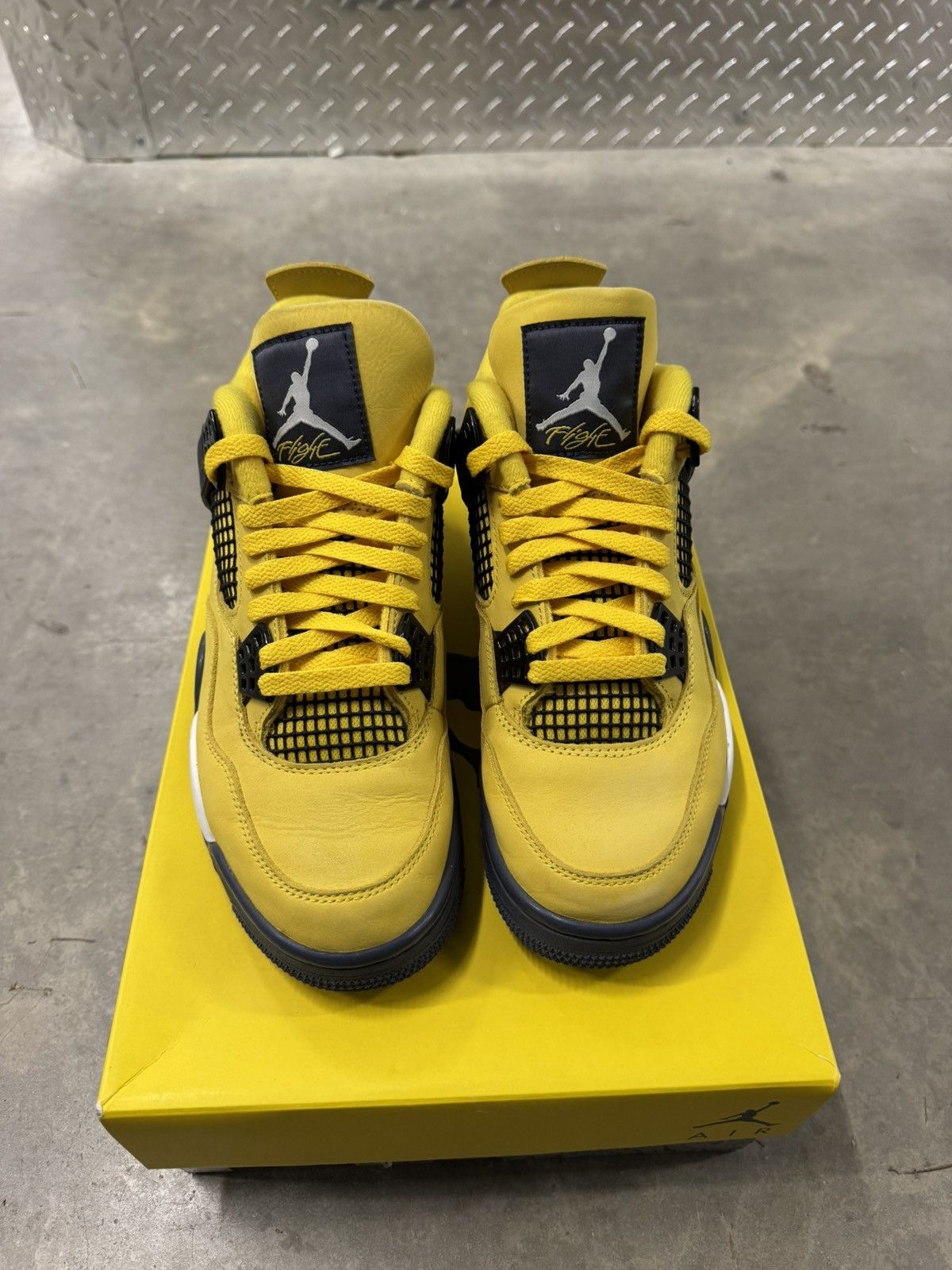 Jordan Brand Jordan 4 Retro Lightning 2021 Size 7.5 Size US 7.5 / EU 40-41 - 4 Thumbnail