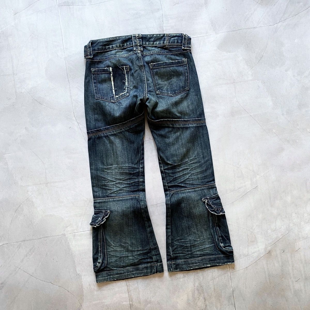 Marithe + Francois Girbaud RARE Marithe Francois Girbaud Cargo Flared Distressed Jeans Size 26" / US 2 / IT 38 - 2 Thumbnail