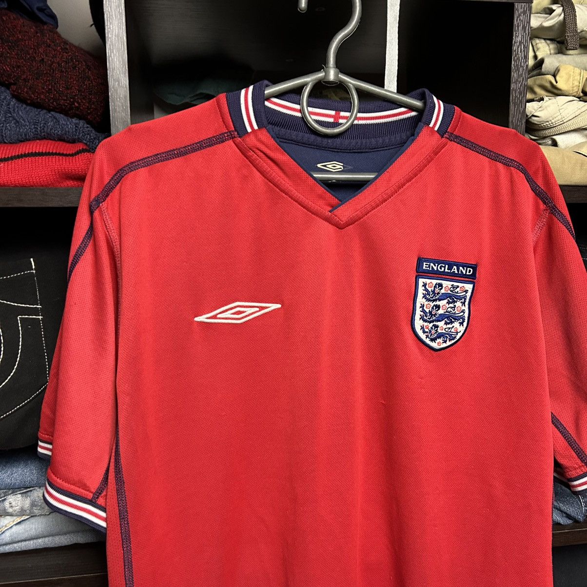 Umbro Vintage Umbro England 2004 Two sided national soccer jersey Size US M / EU 48-50 / 2 - 9 Thumbnail