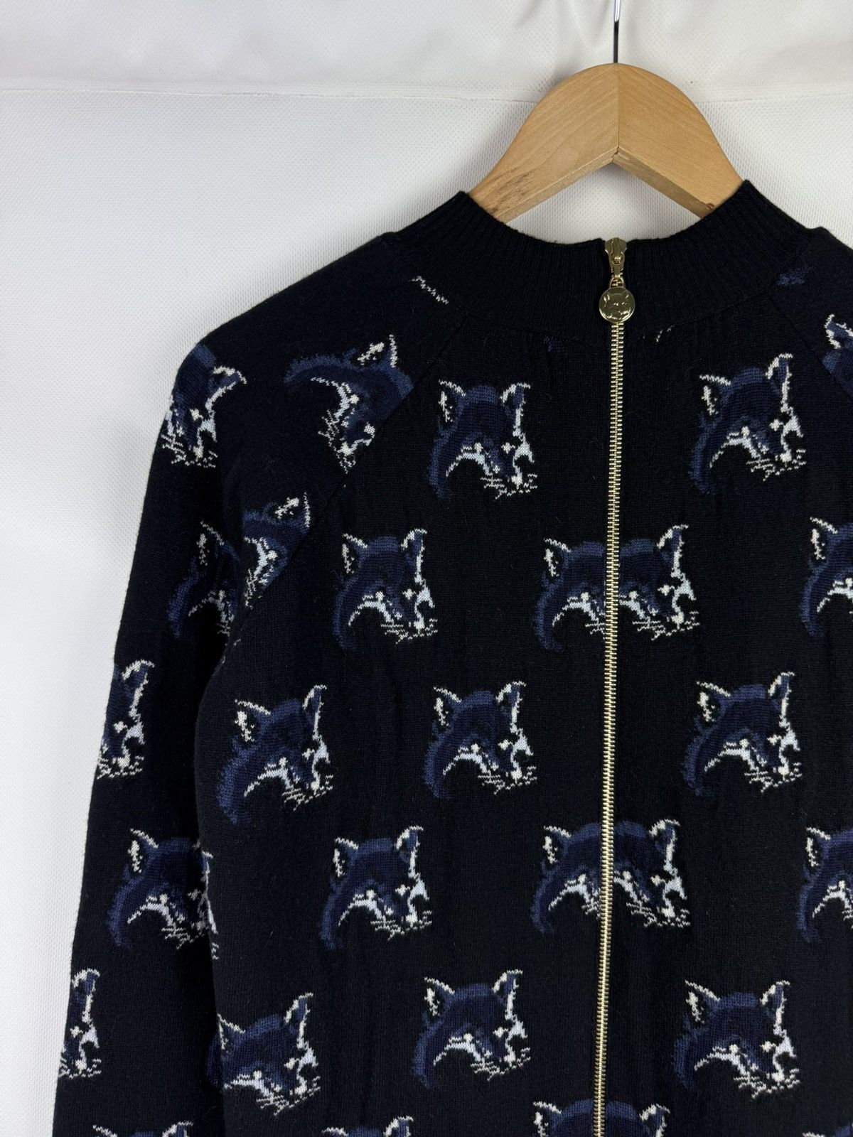 Maison Kitsune Maison Kitsune Multilogo Wool Silk Cashmere Back Zip Sweater Size S / US 4 / IT 40 - 15 Thumbnail
