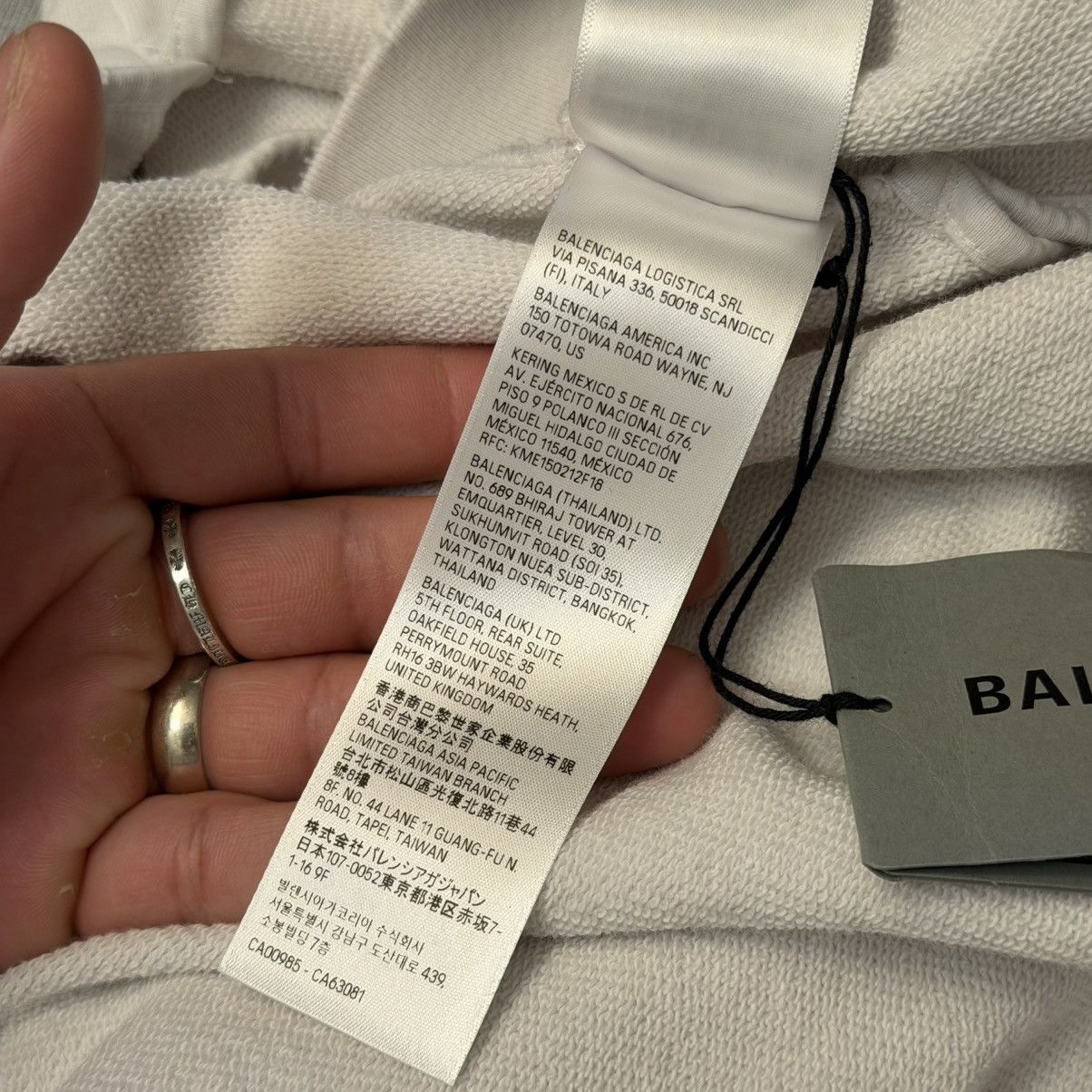 Balenciaga Balenciaga Distressed Tape Hoodie Size Medium Brand New Size US M / EU 48-50 / 2 - 10 Thumbnail