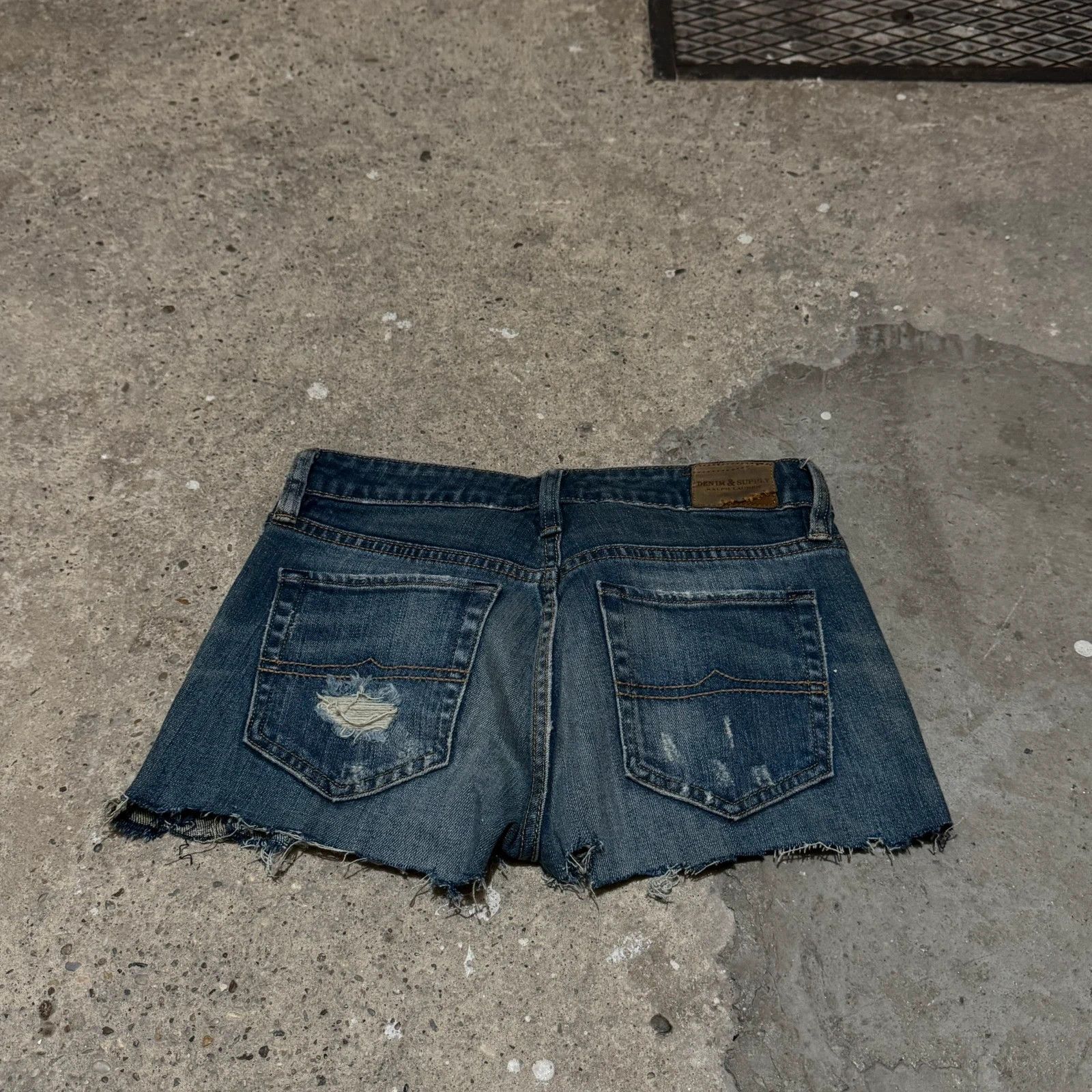 Denim & Supply Ralph Lauren Ralph lauren denim&supply usa flag print mini shorts Size 25" / US 0 / IT 36 - 4 Thumbnail