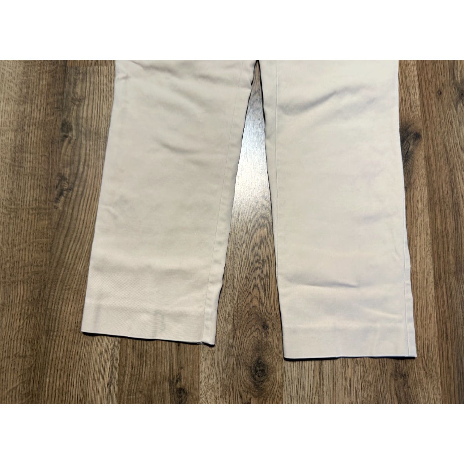 Jones New York Jones New York Pants Women's Size 2 Tan Straight Leg Light Wash Mid Rise Beige Regular Inseam 25 in Ankle Stretch Mens? Size 26" / US 2 / IT 38 - 3 Thumbnail
