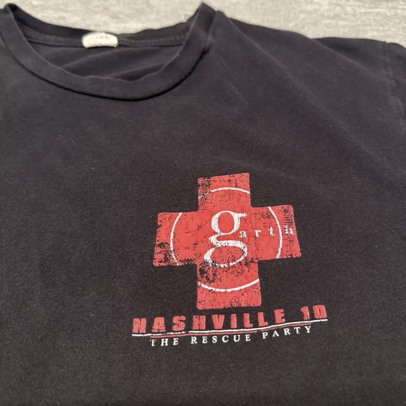 Hanes × Vintage Garth Brooks T Shirt Nashville 2010 10 XL Rescue Party Shirt Size US XL / EU 56 / 4 - 5 Thumbnail