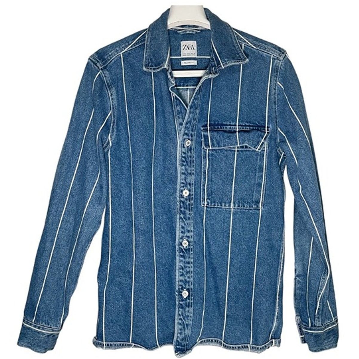 Zara Zara Denim Striped Shirt Blue Relaxed Fit Womens Size S USED Size S / US 4 / IT 40 - 1 Thumbnail