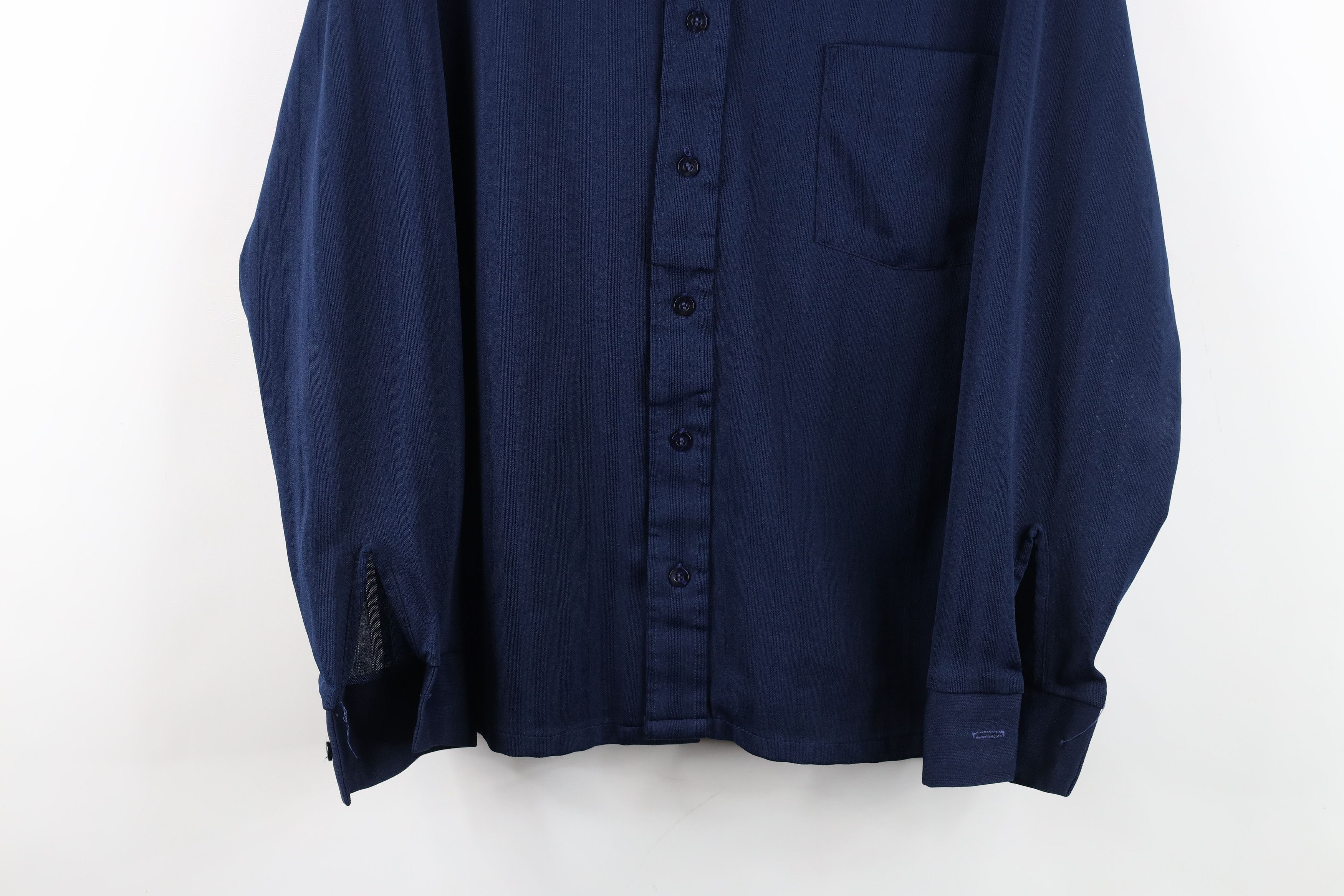 Vintage Vintage 70s Streetwear Knit Collared Button Shirt Navy Blue Size US M / EU 48-50 / 2 - 3 Thumbnail