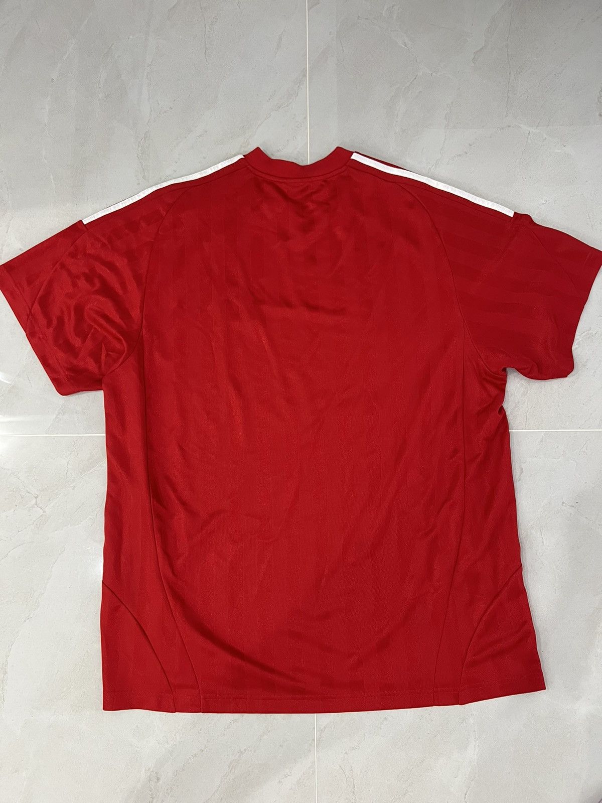 Balenciaga Balenciaga x Adidas Resort 2023 Red Soccer Tshirt Sz.3 Size US L / EU 52-54 / 3 - 4 Thumbnail