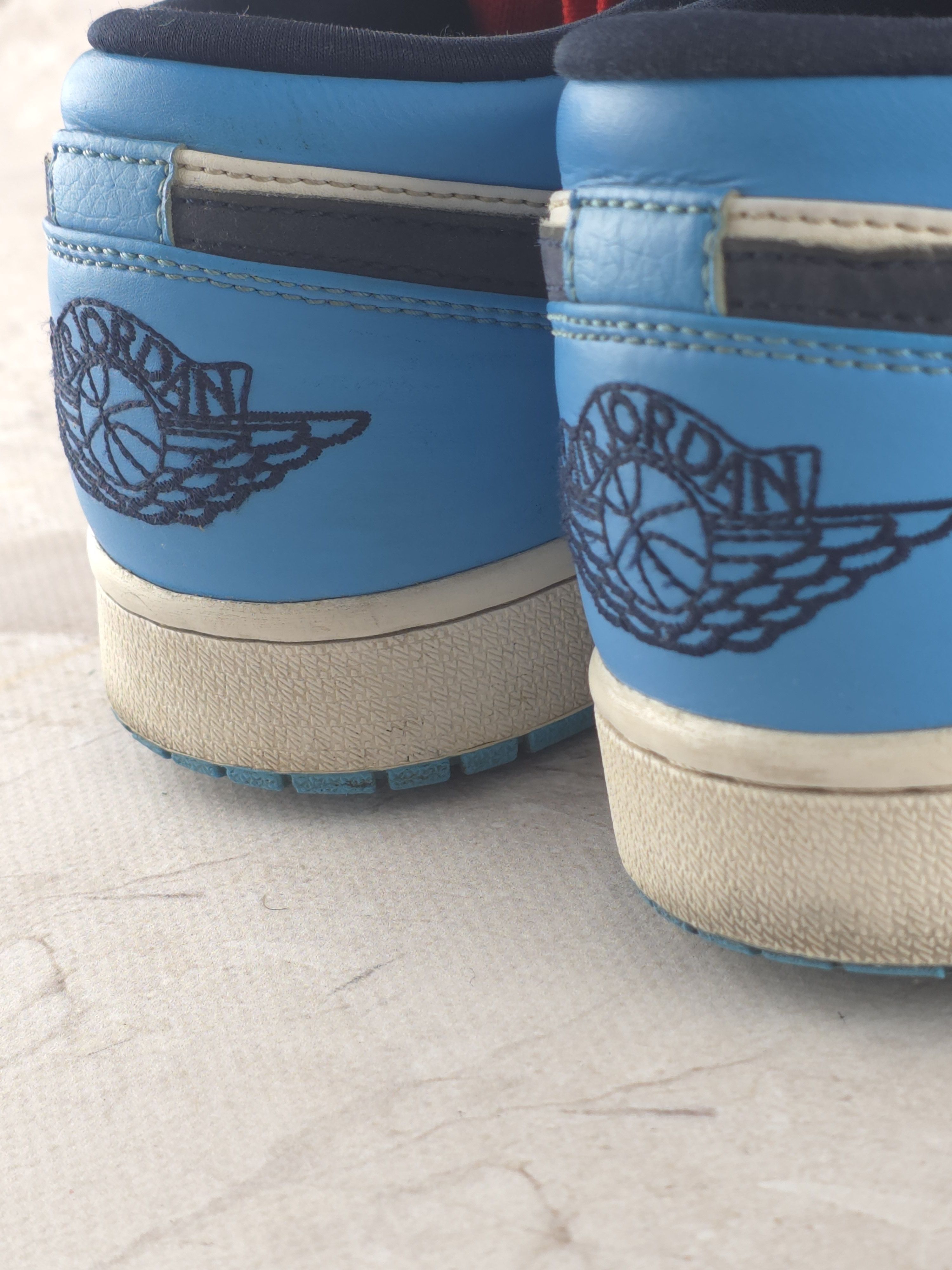 Jordan Brand Jordan 1 low UNC basketball shoes Size US 10 / EU 43 - 6 Thumbnail
